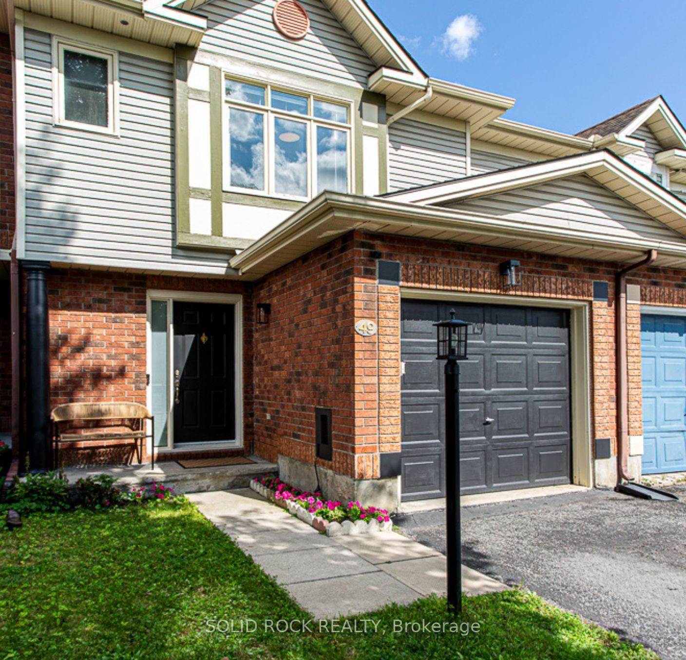 Photo 2 of 49 Longshire Circle, Ottawa, Barrhaven - Longfields — HOMEH