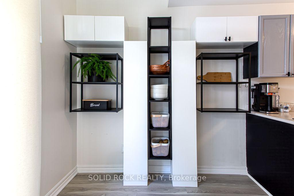 Photo 11 of 49 Longshire Circle, Ottawa, Barrhaven - Longfields — HOMEH