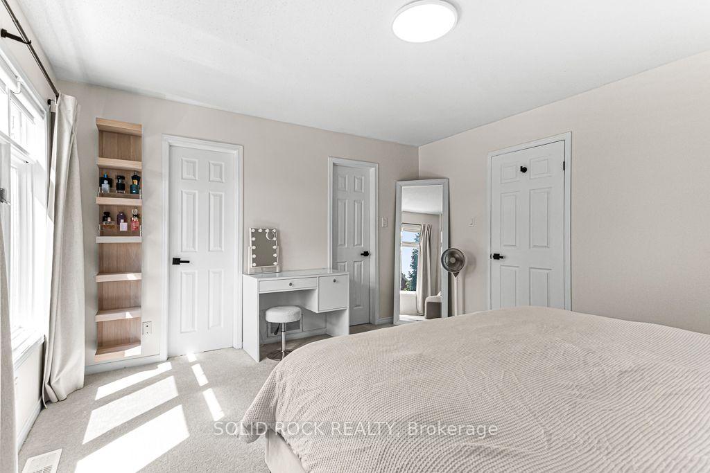 Photo 19 of 49 Longshire Circle, Ottawa, Barrhaven - Longfields — HOMEH