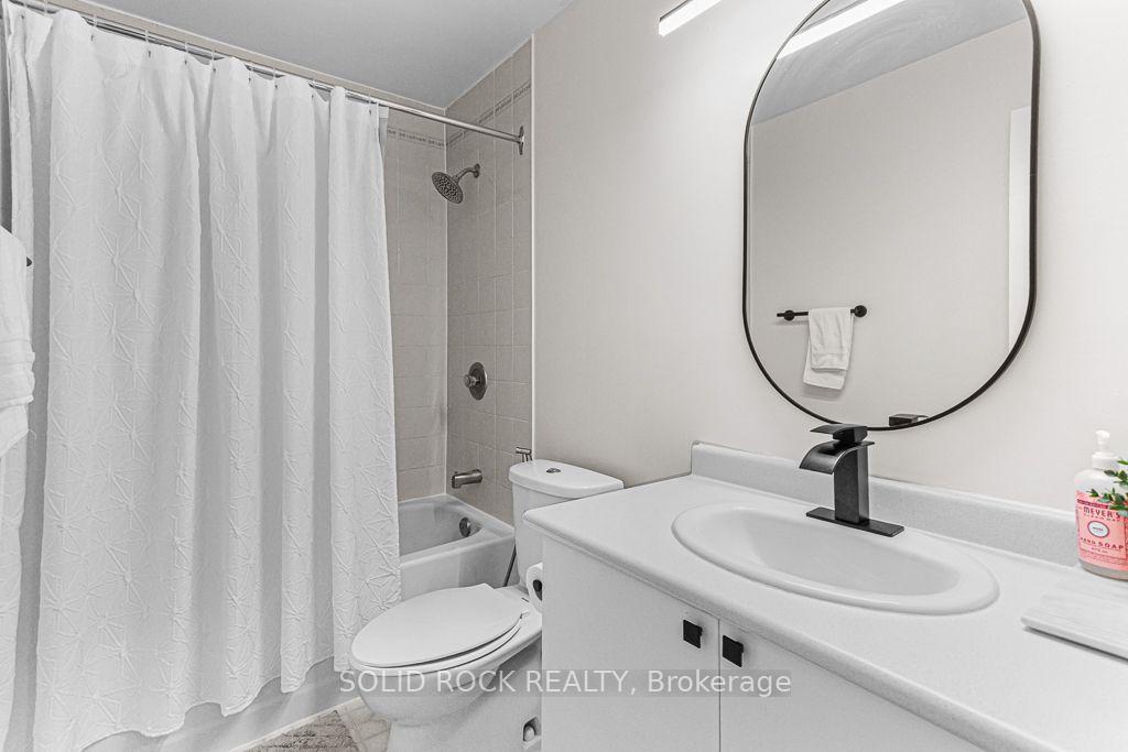 Photo 26 of 49 Longshire Circle, Ottawa, Barrhaven - Longfields — HOMEH