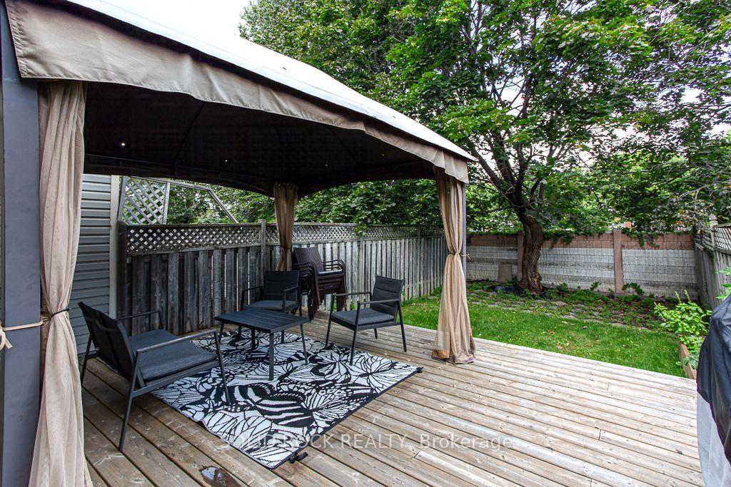 Photo 31 of 49 Longshire Circle, Ottawa, Barrhaven - Longfields — HOMEH