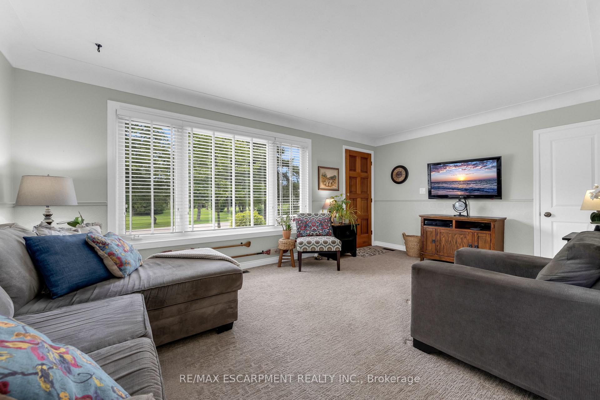 Photo 6 of 1065 Woodburn Road, Hamilton, Woodburn — HOMEH