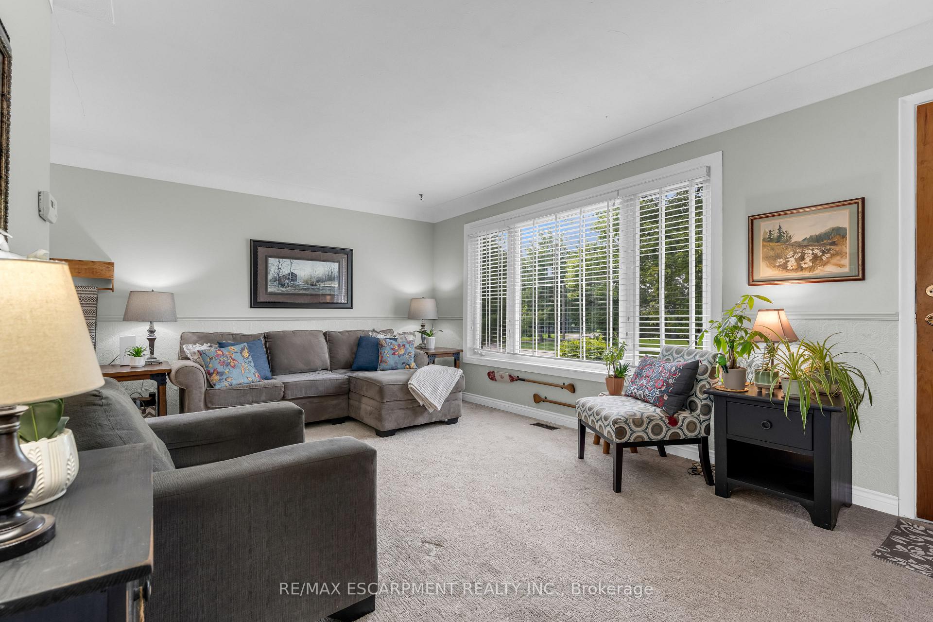 Photo 8 of 1065 Woodburn Road, Hamilton, Woodburn — HOMEH