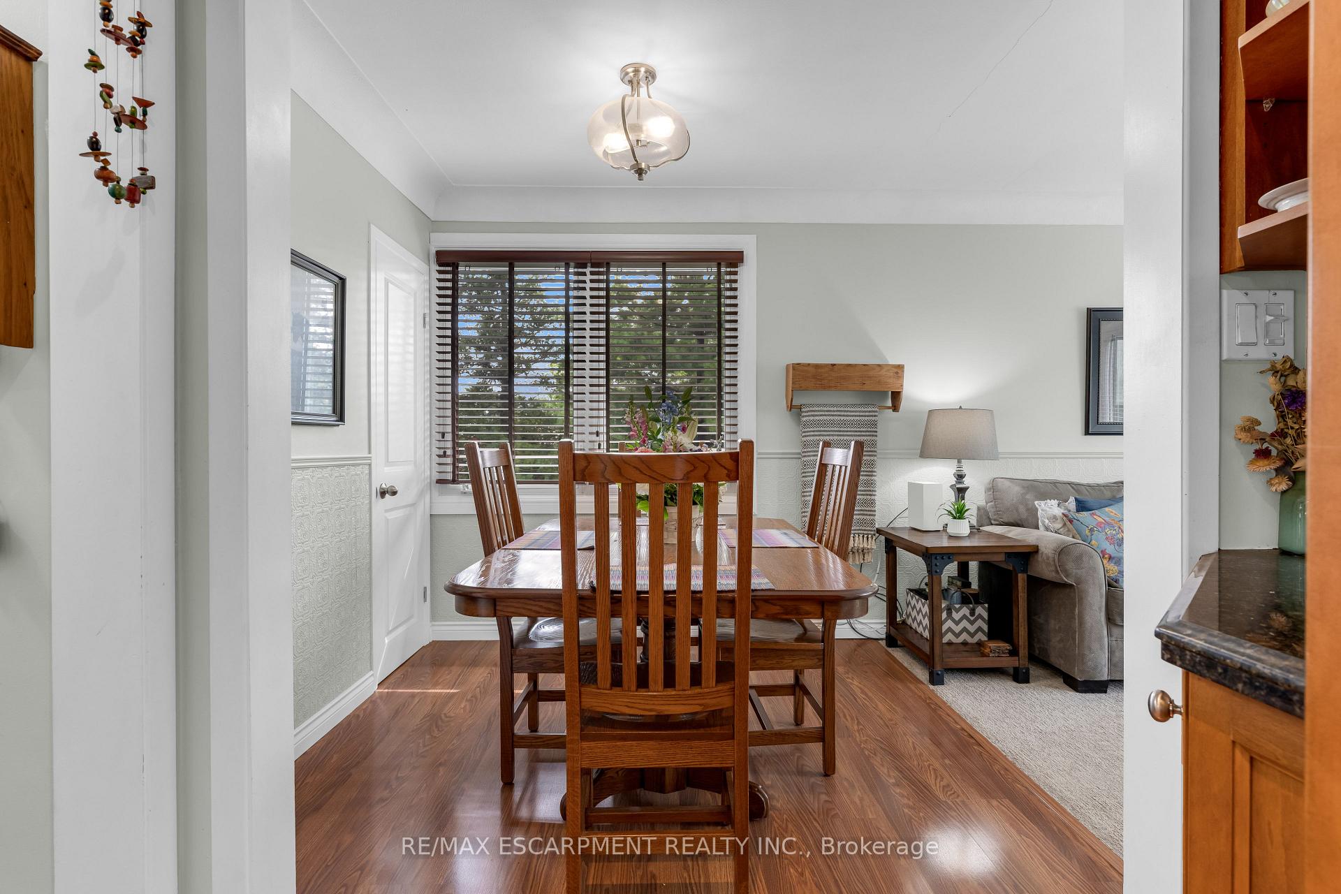 Photo 11 of 1065 Woodburn Road, Hamilton, Woodburn — HOMEH