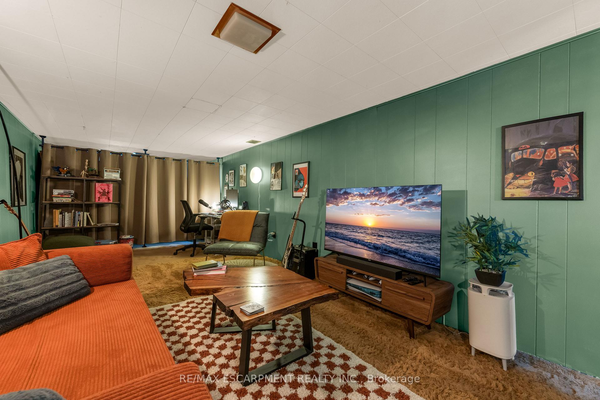 Photo 24 of 1065 Woodburn Road, Hamilton, Woodburn — HOMEH