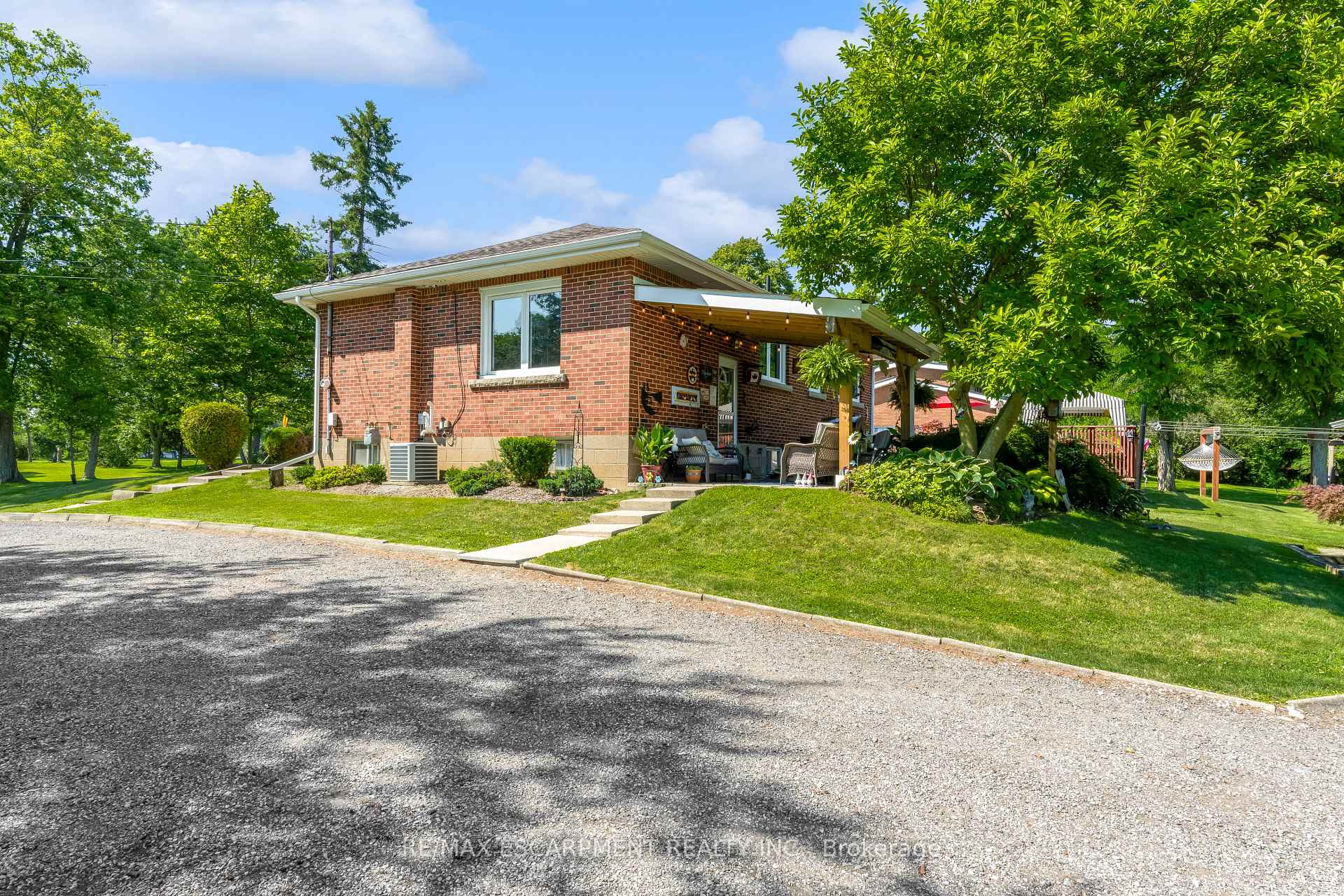 Photo 28 of 1065 Woodburn Road, Hamilton, Woodburn — HOMEH