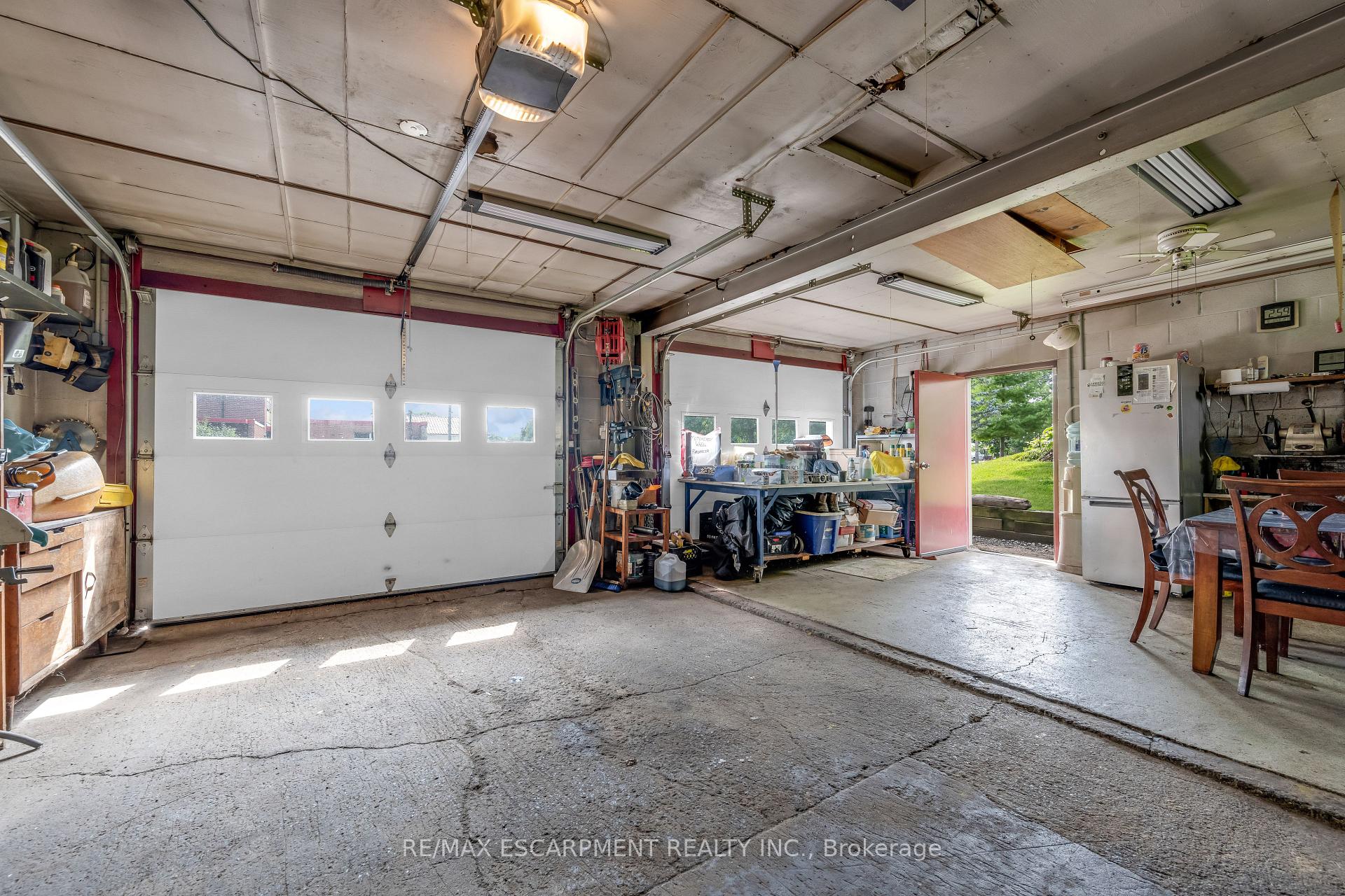Photo 31 of 1065 Woodburn Road, Hamilton, Woodburn — HOMEH