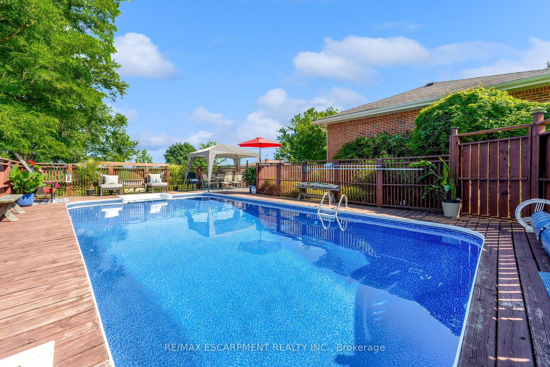 Photo 35 of 1065 Woodburn Road, Hamilton, Woodburn — HOMEH