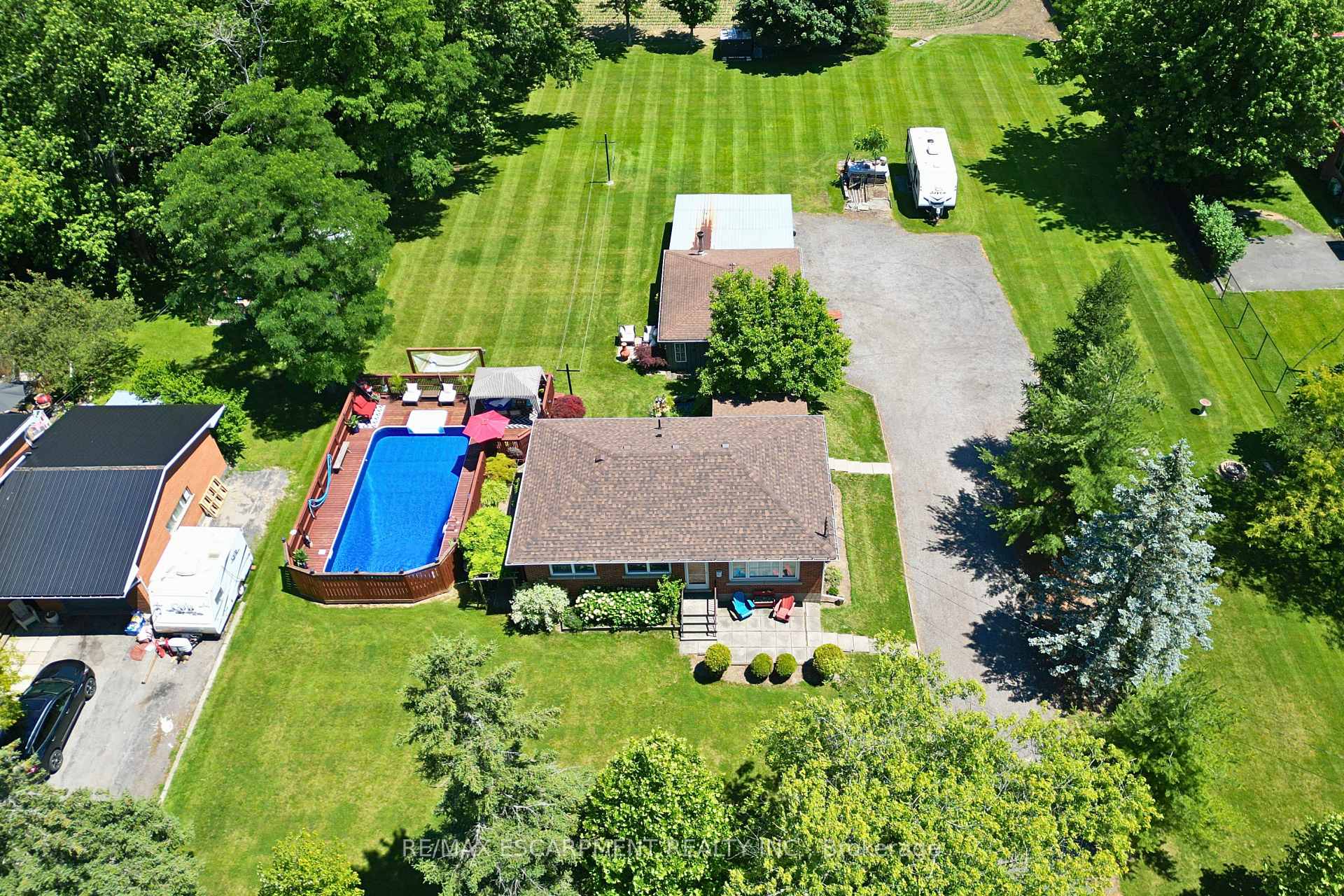 Photo 48 of 1065 Woodburn Road, Hamilton, Woodburn — HOMEH