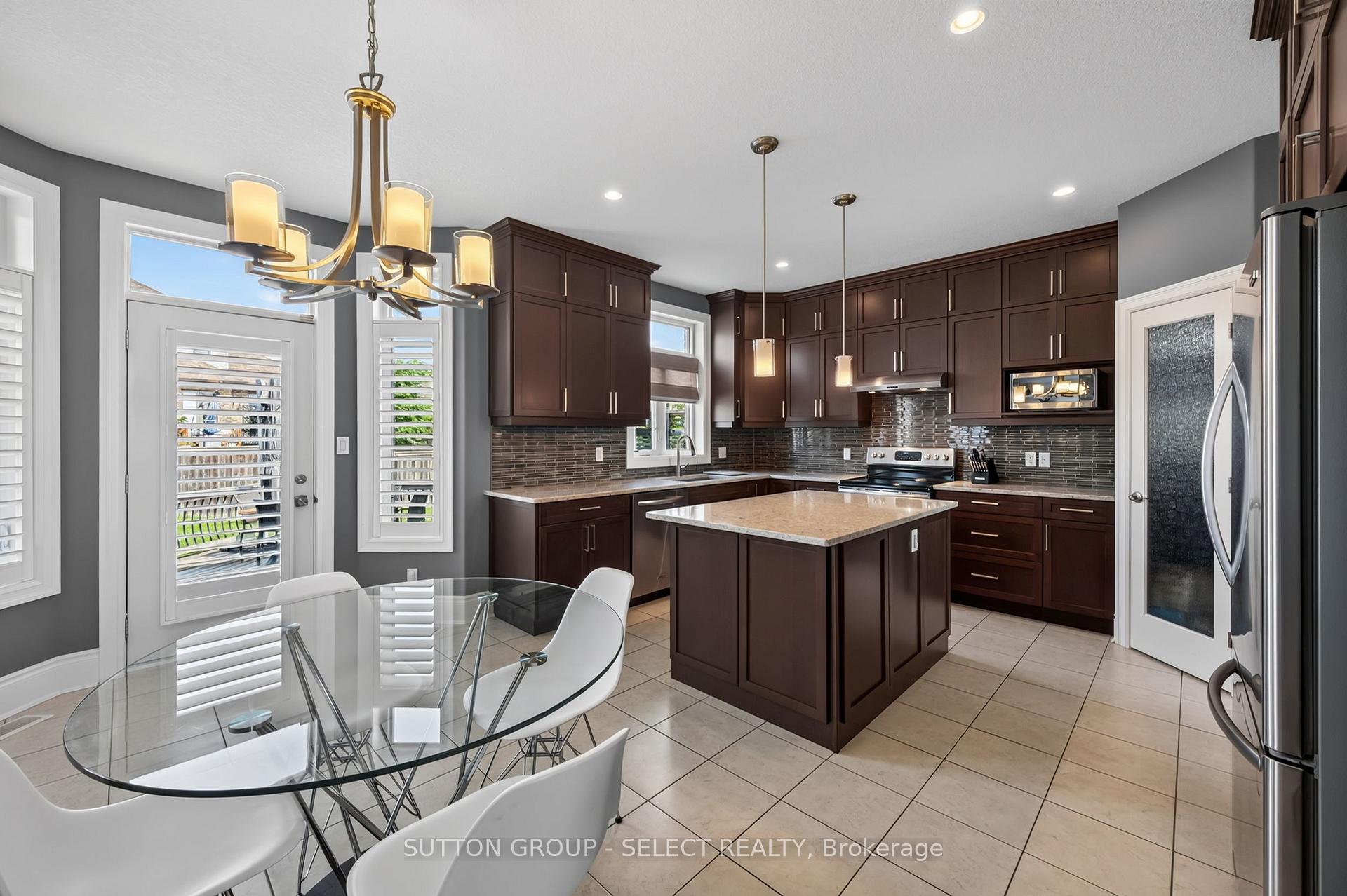 Photo 7 of 68 Blue Heron Drive, Middlesex Centre, Ilderton — HOMEH