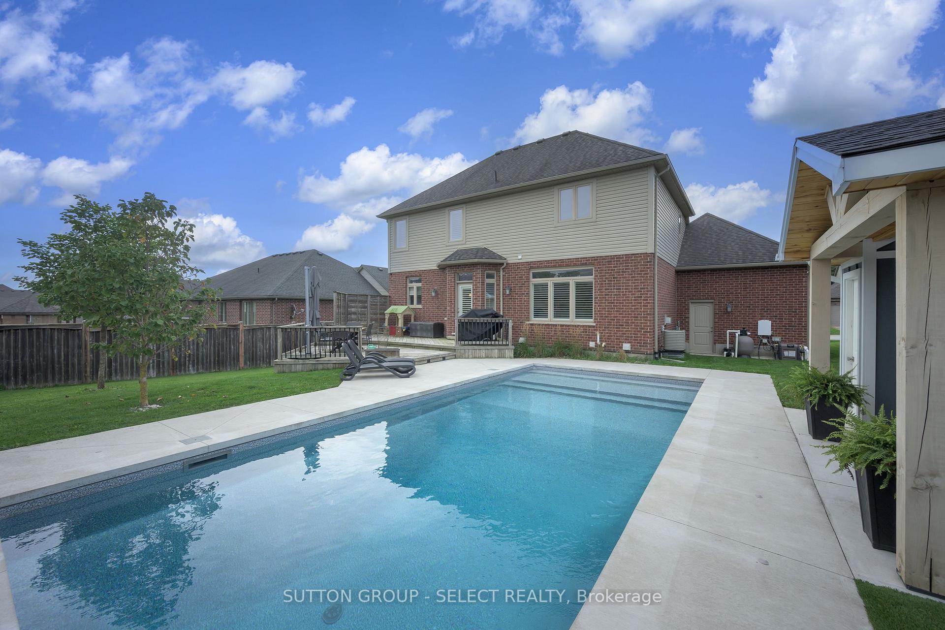 Photo 34 of 68 Blue Heron Drive, Middlesex Centre, Ilderton — HOMEH