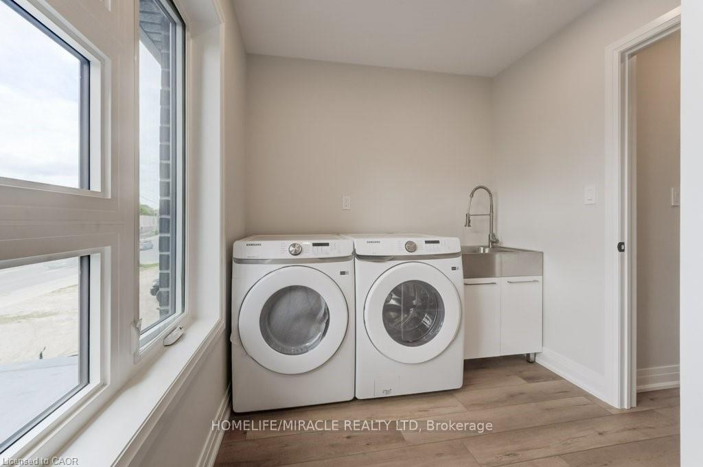 Photo 31 of Unit 2-Lower, 160 Weber Street W, Kitchener, Mount Hope Huron Park — HOMEH