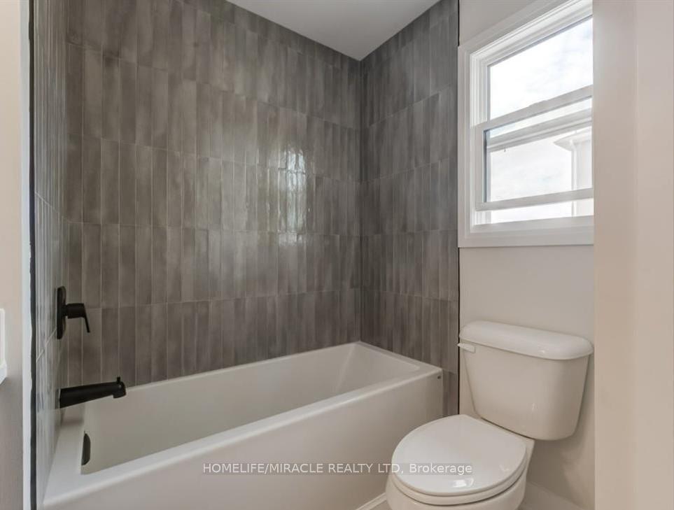 Photo 34 of Unit 2-Lower, 160 Weber Street W, Kitchener, Mount Hope Huron Park — HOMEH
