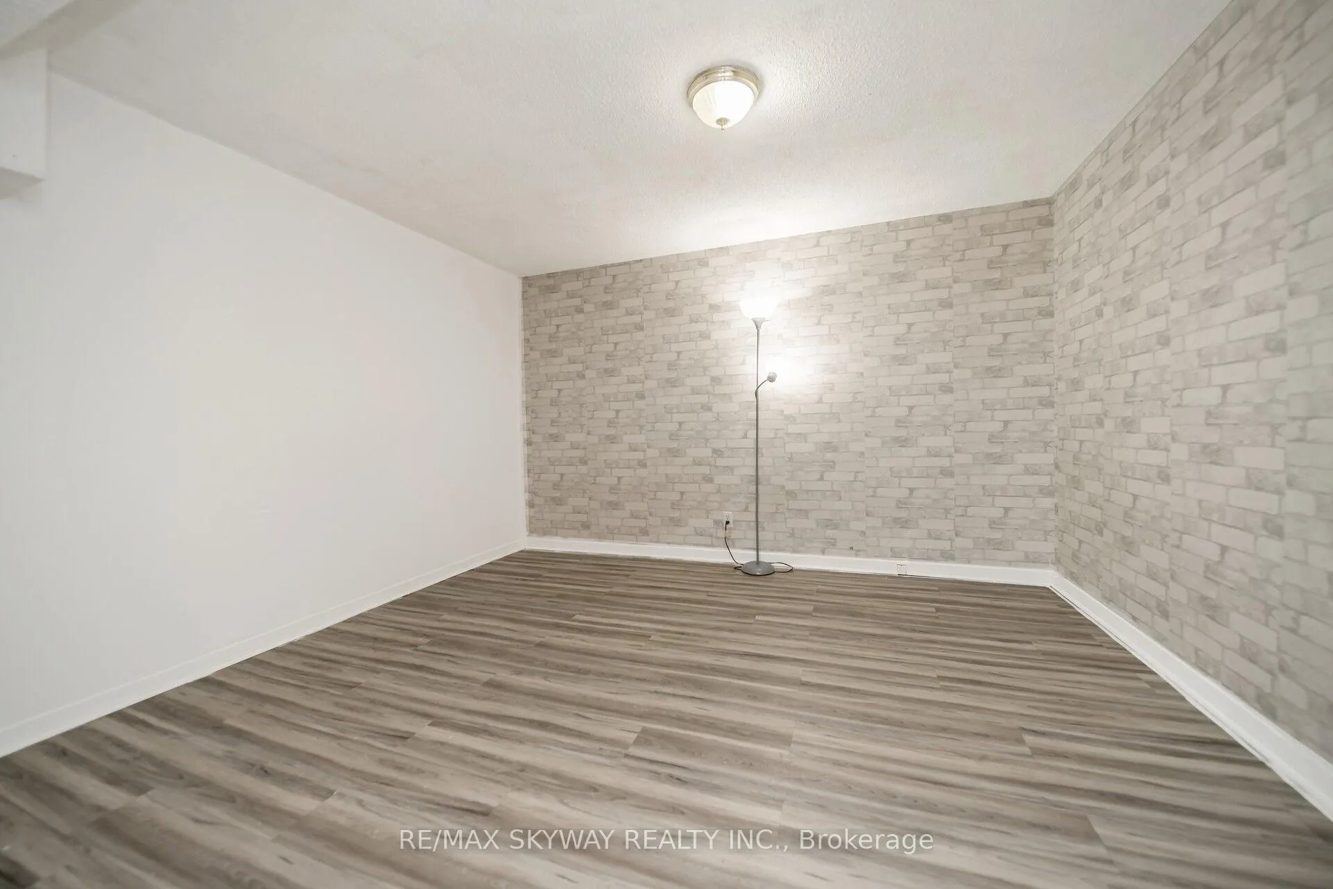 Photo 40 of 50 Festoon Place, Brampton, Southgate — HOMEH