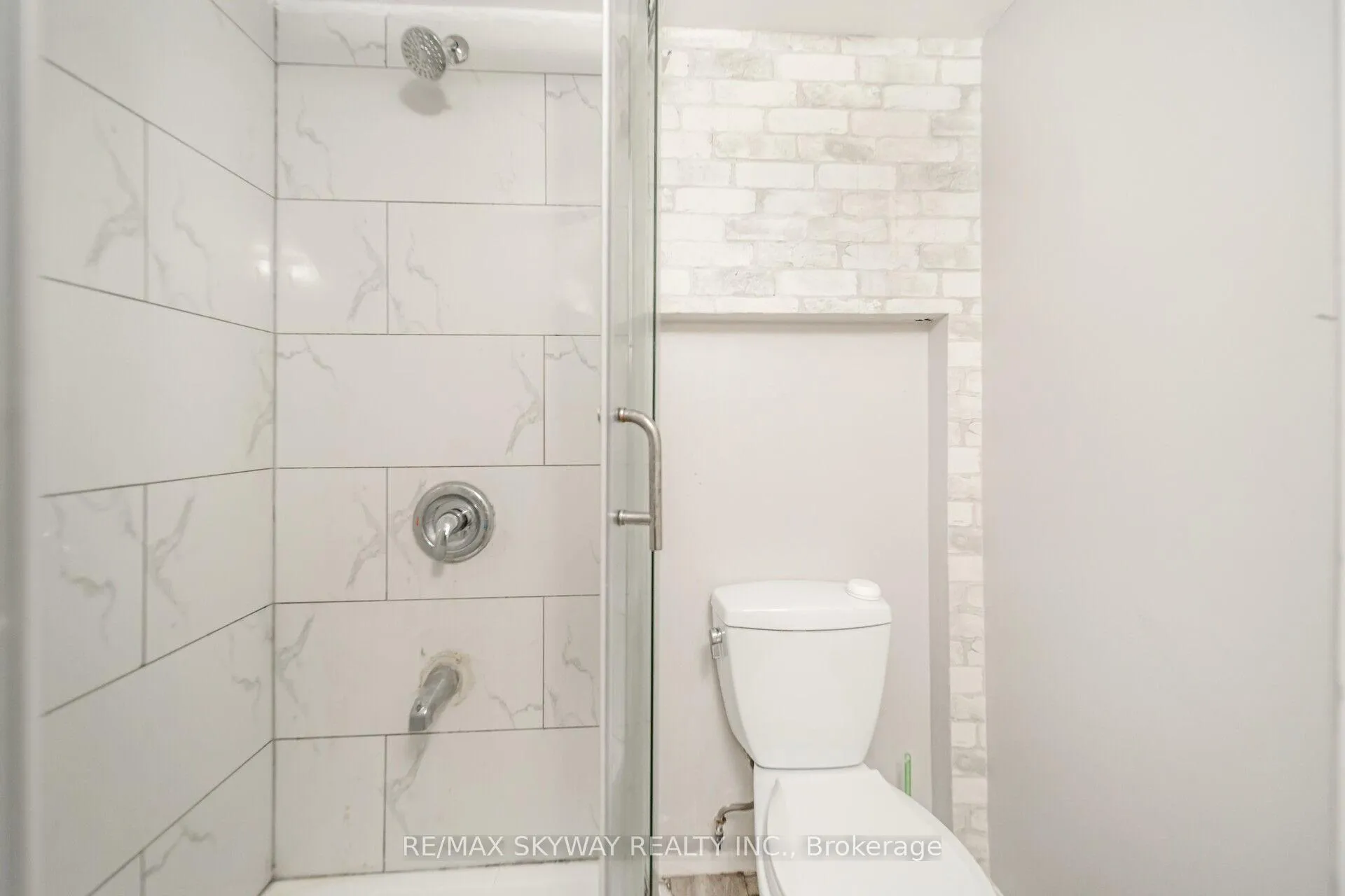 Photo 42 of 50 Festoon Place, Brampton, Southgate — HOMEH