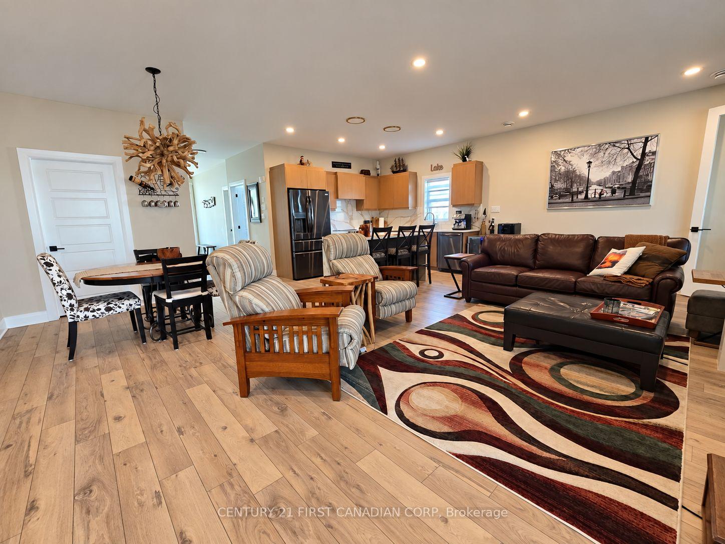 Photo 10 of 87 The Promenade, Central Elgin, Port Stanley — HOMEH
