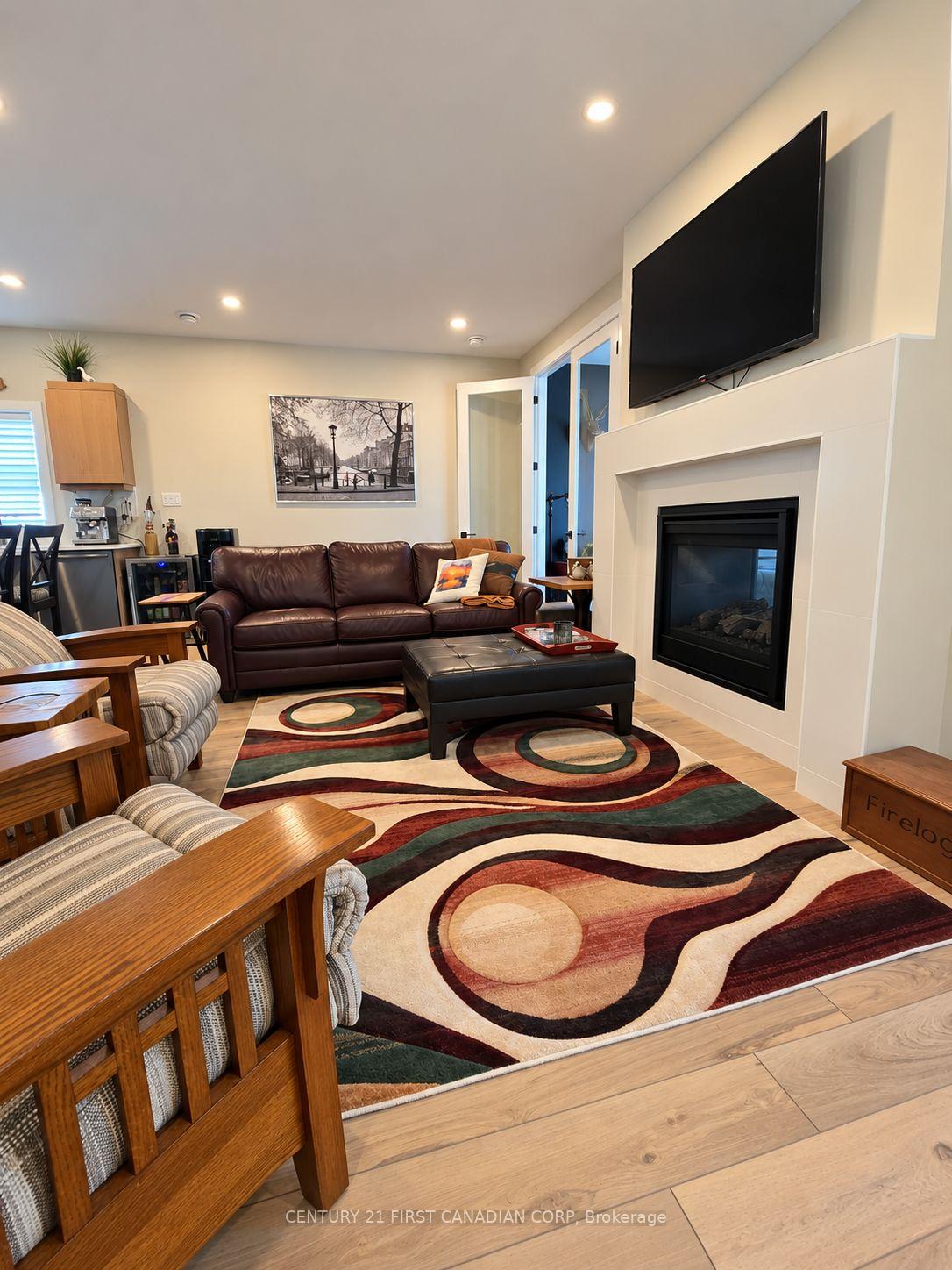 Photo 9 of 87 The Promenade, Central Elgin, Port Stanley — HOMEH