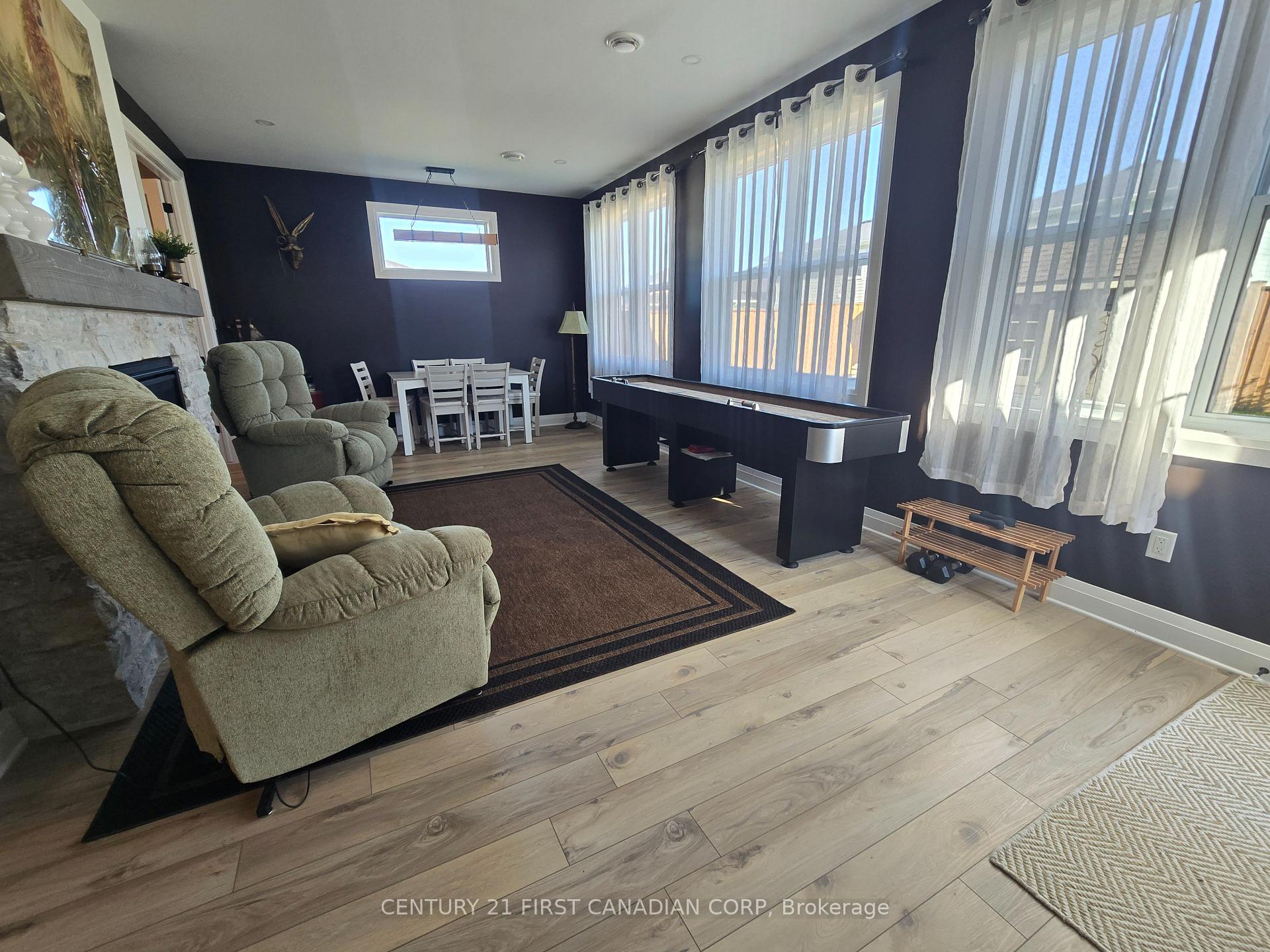 Photo 12 of 87 The Promenade, Central Elgin, Port Stanley — HOMEH