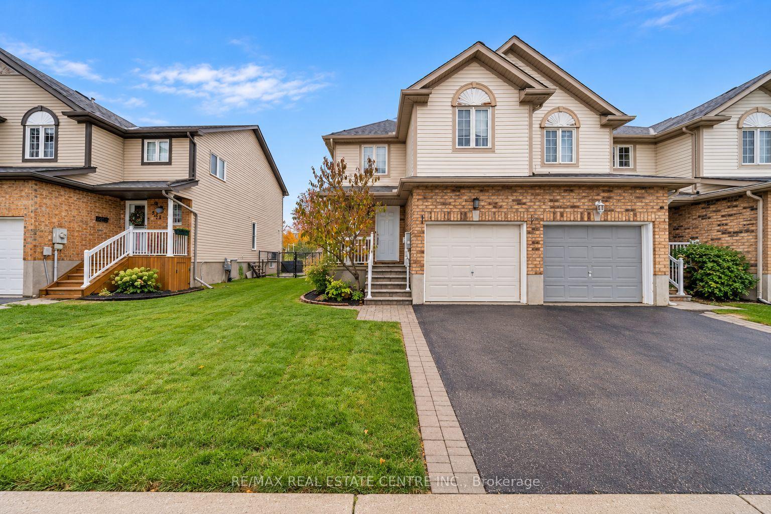 Photo 1 of 255 Prosperity Drive, Kitchener, Larentian West — HOMEH