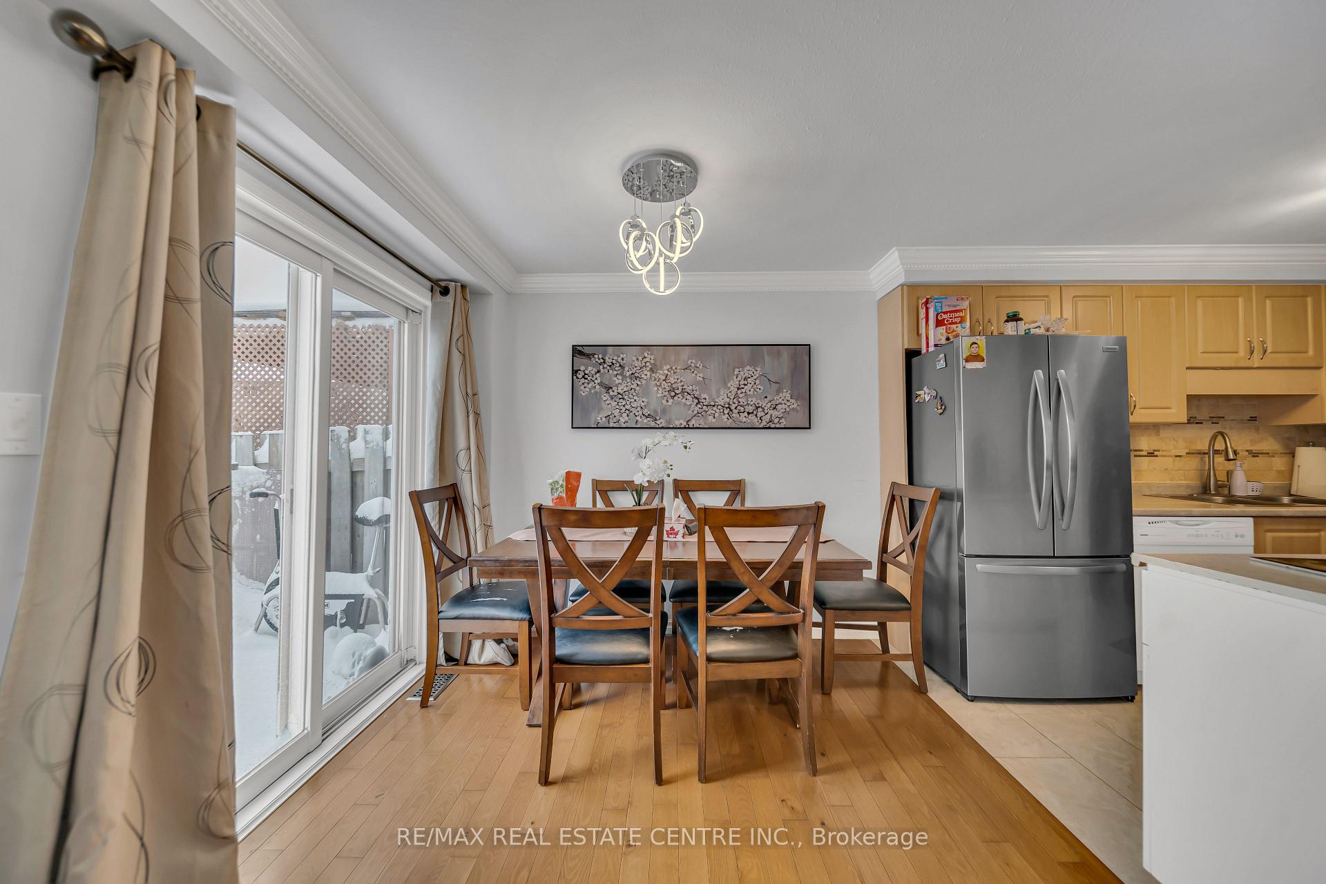 Photo 9 of 255 Prosperity Drive, Kitchener, Larentian West — HOMEH