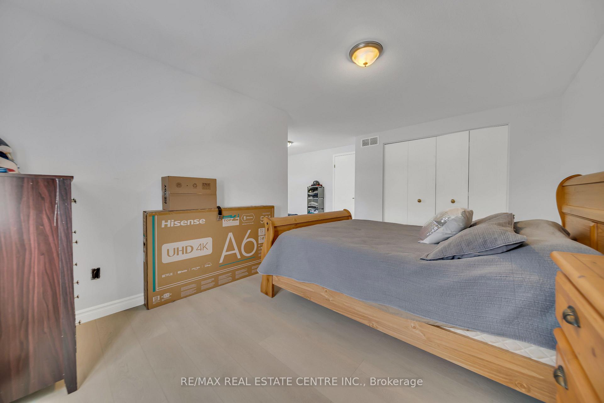 Photo 20 of 255 Prosperity Drive, Kitchener, Larentian West — HOMEH
