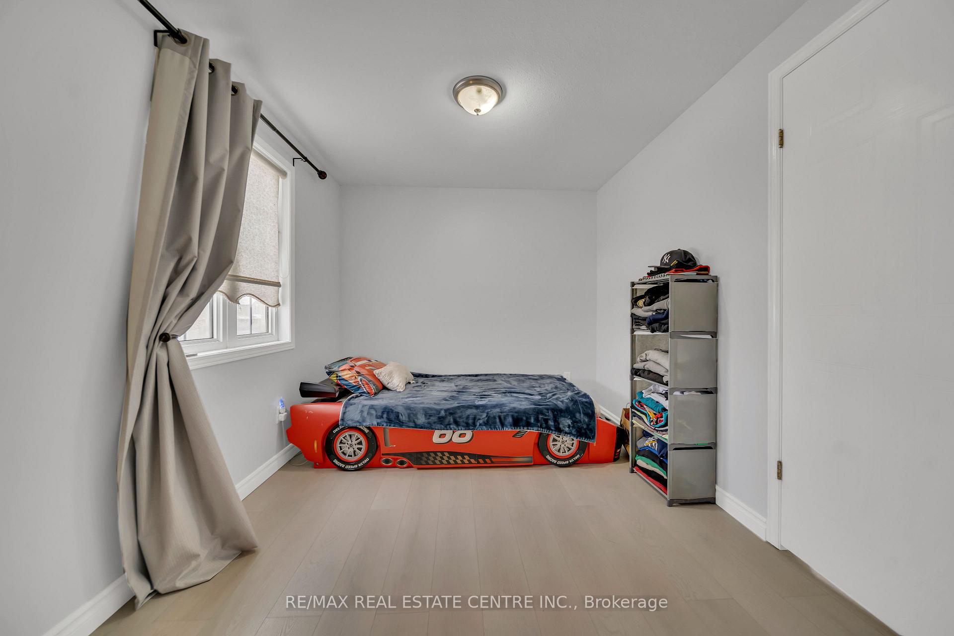 Photo 21 of 255 Prosperity Drive, Kitchener, Larentian West — HOMEH