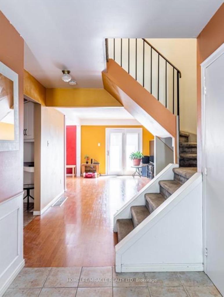 Photo 6 of Unit 12, 669 Osgoode Drive, London, South Y — HOMEH