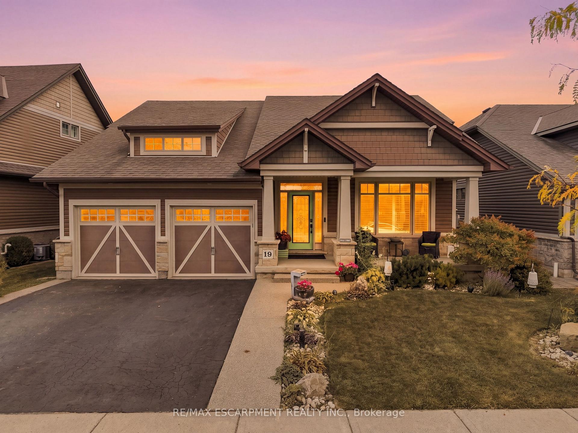 Photo 2 of 19 Brookside Terrace, West Lincoln, Smithville — HOMEH