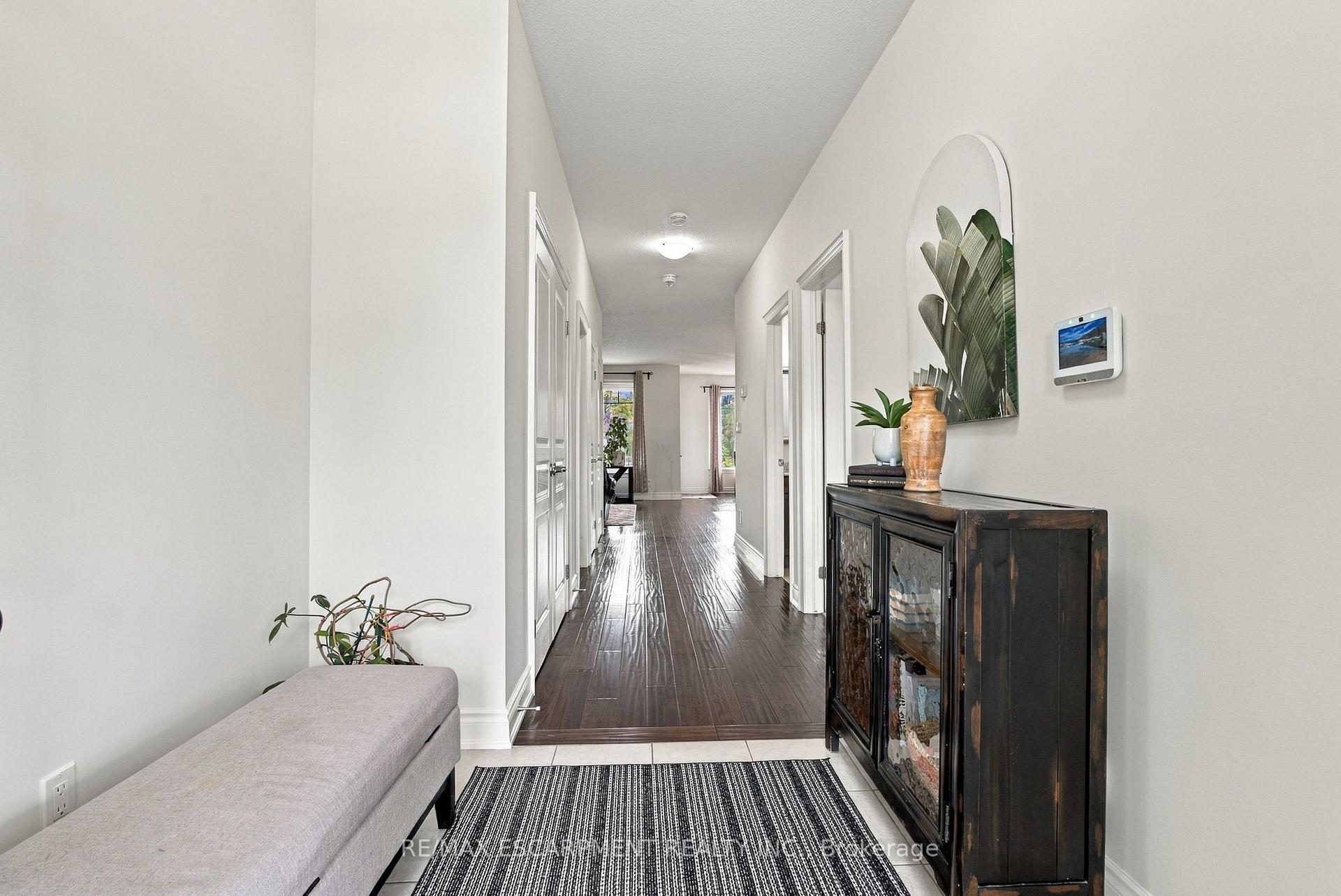 Photo 7 of 19 Brookside Terrace, West Lincoln, Smithville — HOMEH