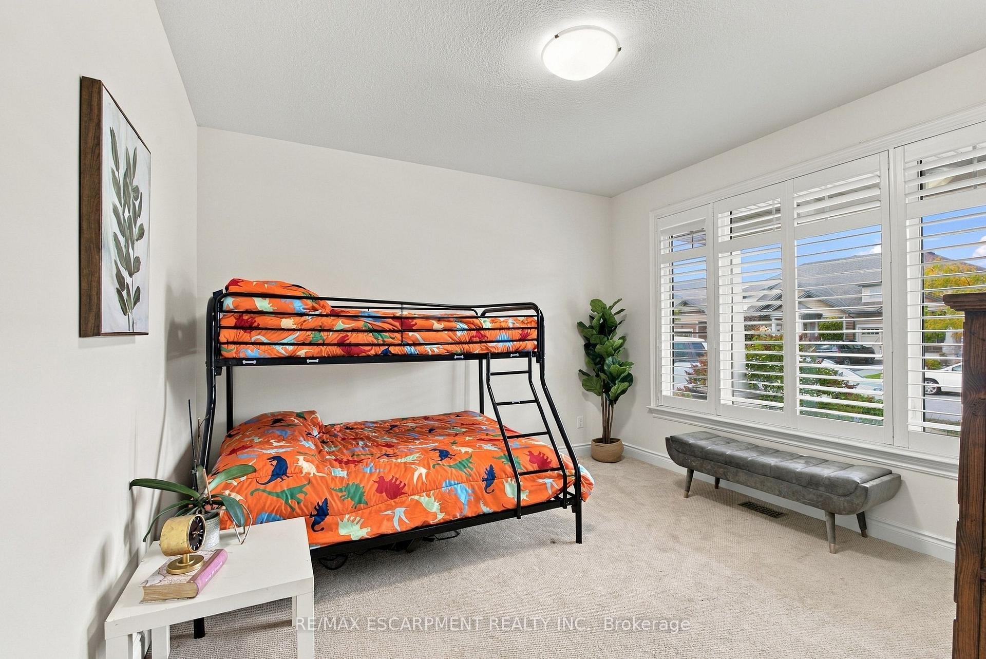 Photo 8 of 19 Brookside Terrace, West Lincoln, Smithville — HOMEH