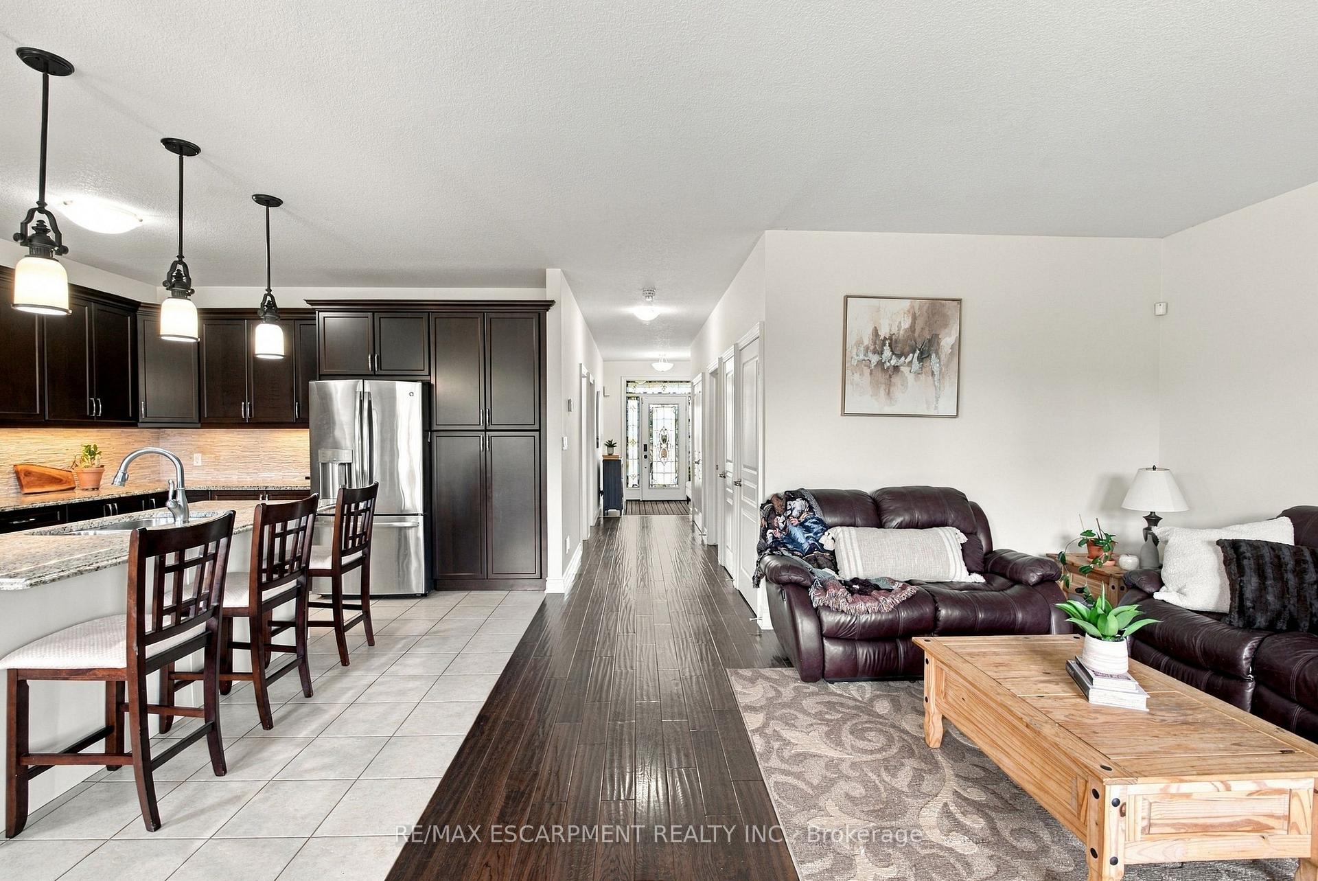 Photo 11 of 19 Brookside Terrace, West Lincoln, Smithville — HOMEH