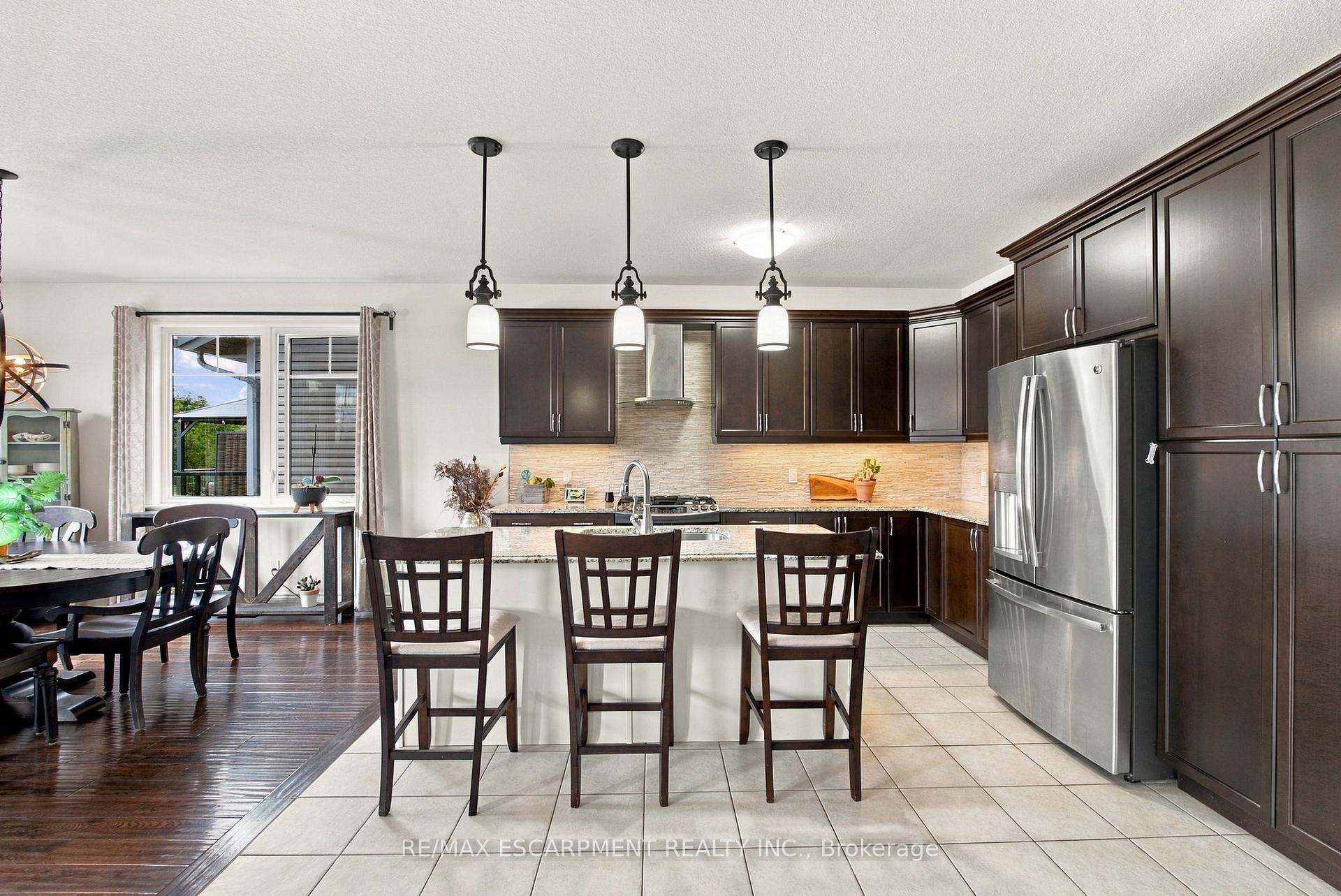 Photo 13 of 19 Brookside Terrace, West Lincoln, Smithville — HOMEH
