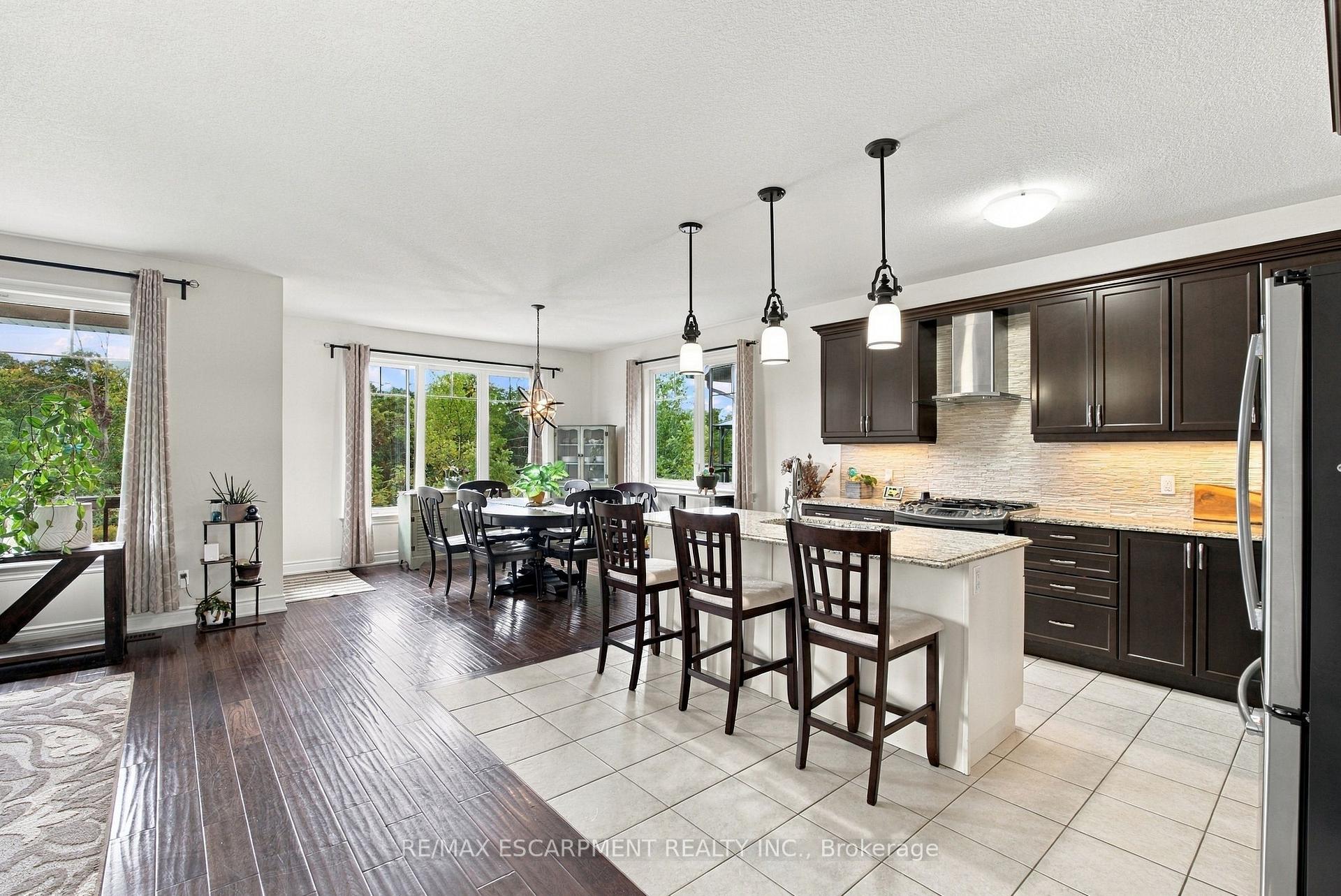 Photo 14 of 19 Brookside Terrace, West Lincoln, Smithville — HOMEH