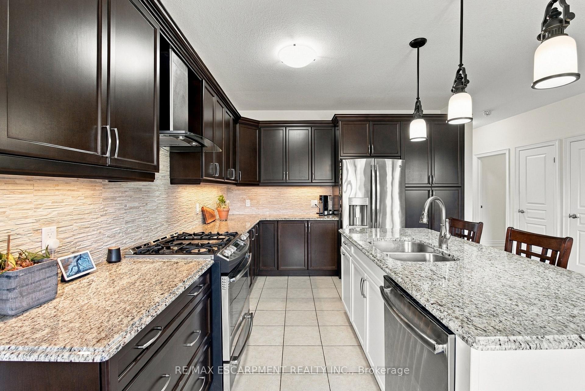 Photo 15 of 19 Brookside Terrace, West Lincoln, Smithville — HOMEH