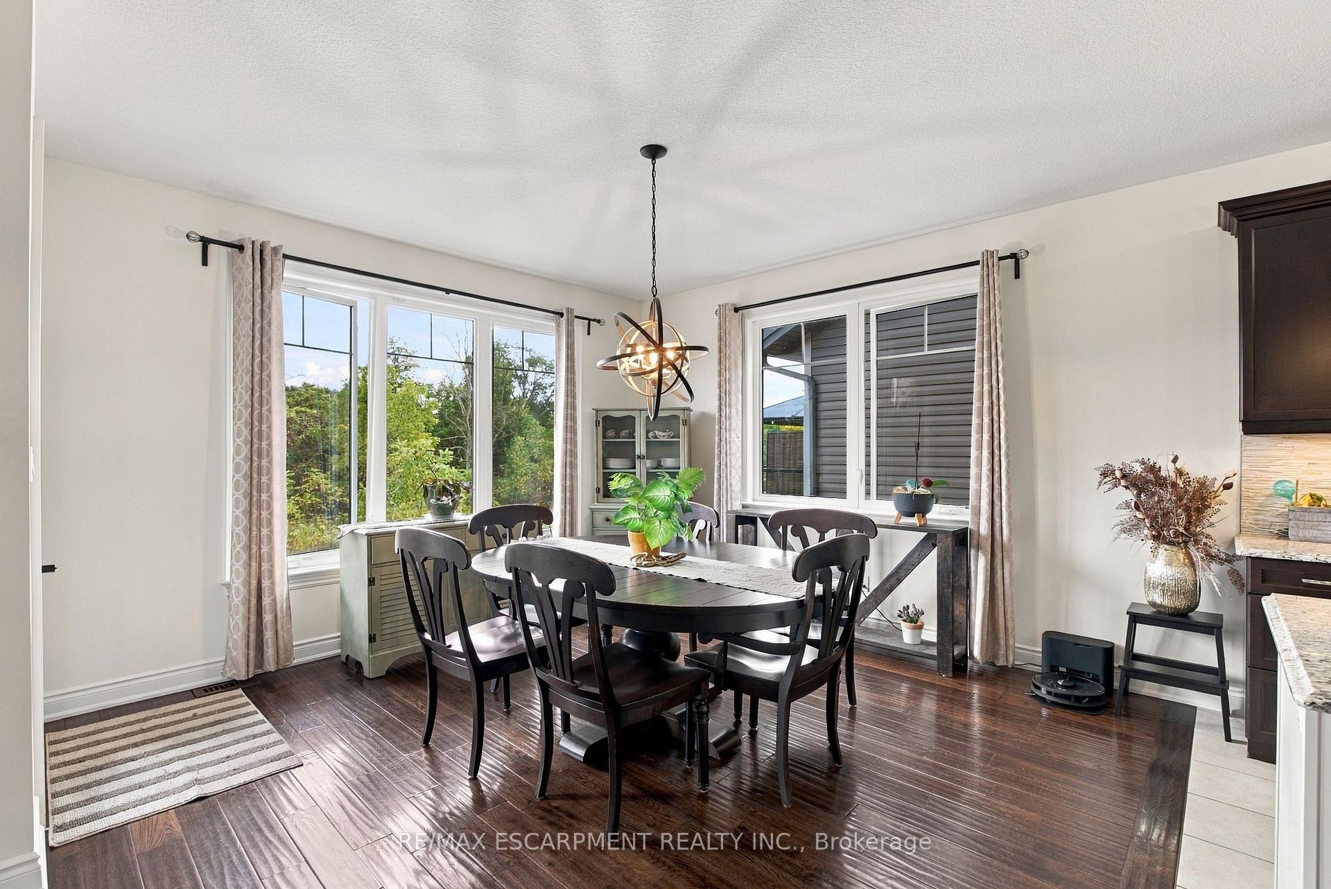 Photo 16 of 19 Brookside Terrace, West Lincoln, Smithville — HOMEH
