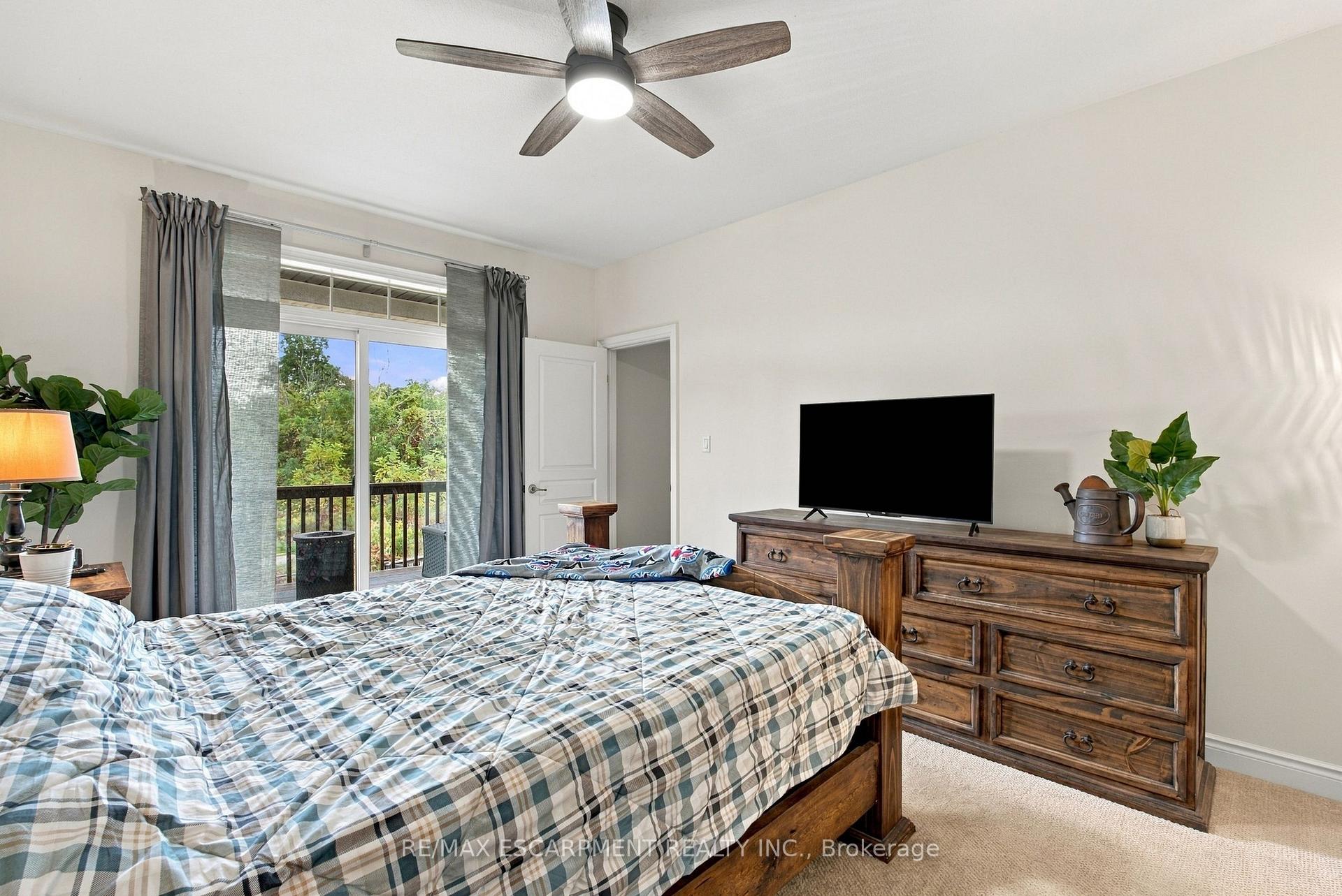 Photo 21 of 19 Brookside Terrace, West Lincoln, Smithville — HOMEH