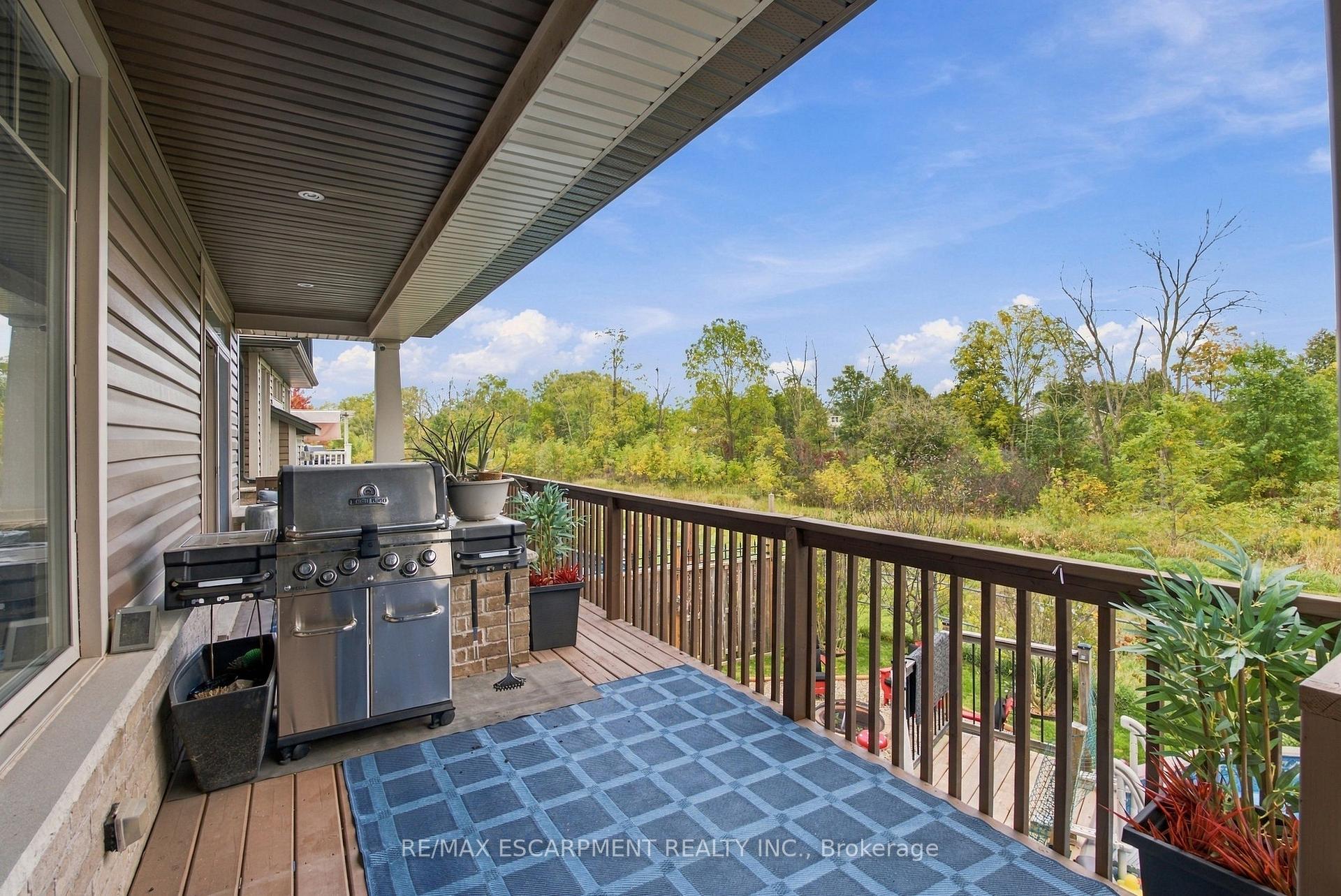 Photo 24 of 19 Brookside Terrace, West Lincoln, Smithville — HOMEH