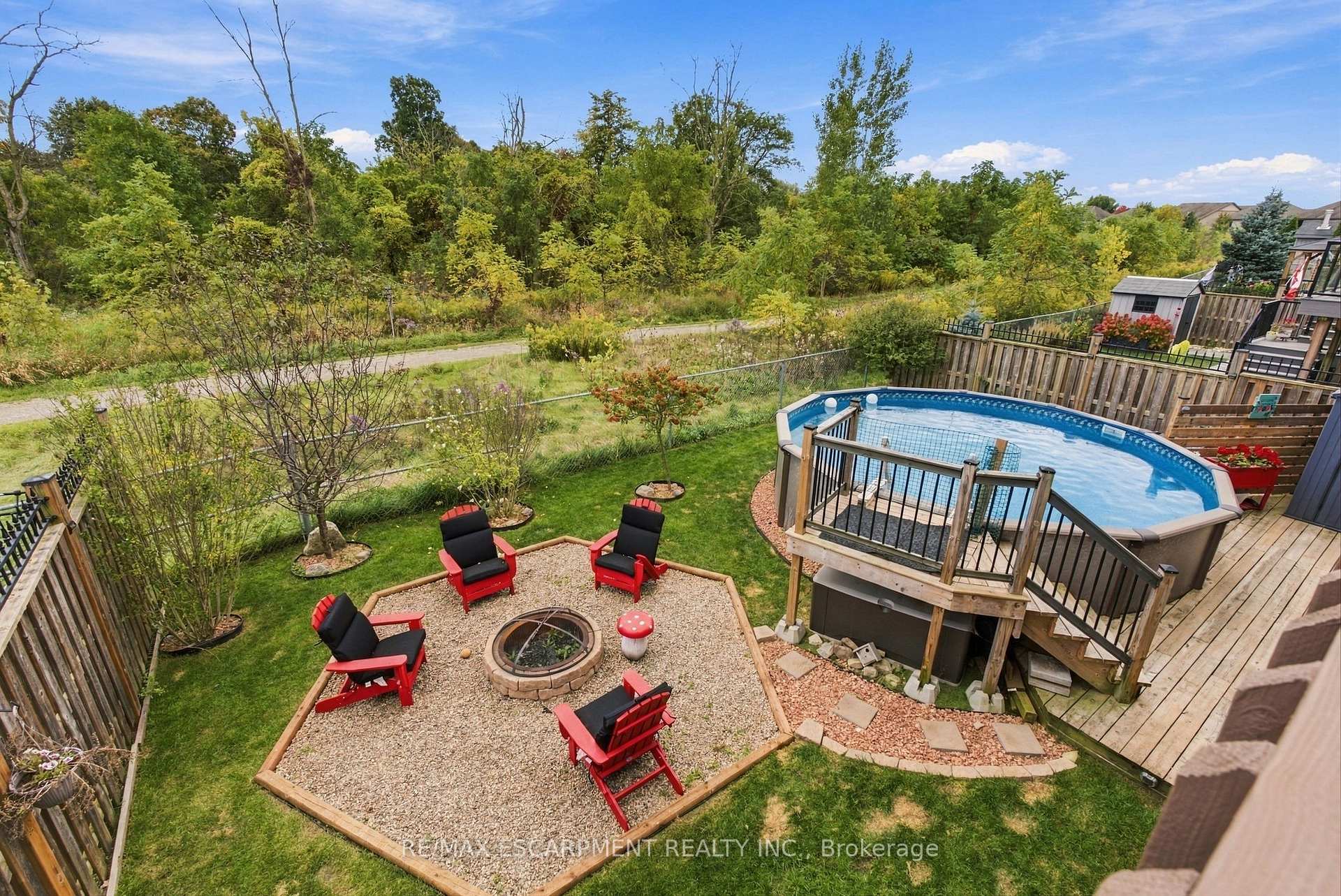 Photo 25 of 19 Brookside Terrace, West Lincoln, Smithville — HOMEH