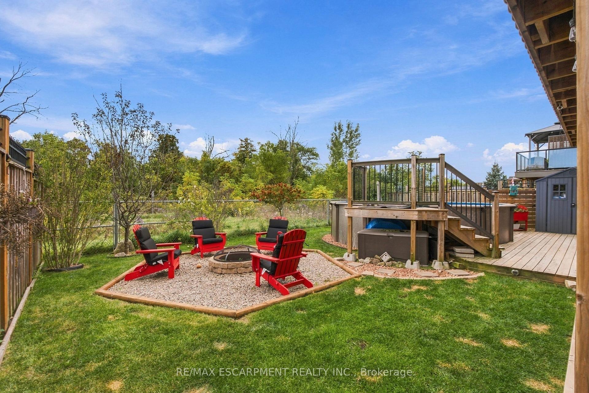 Photo 39 of 19 Brookside Terrace, West Lincoln, Smithville — HOMEH