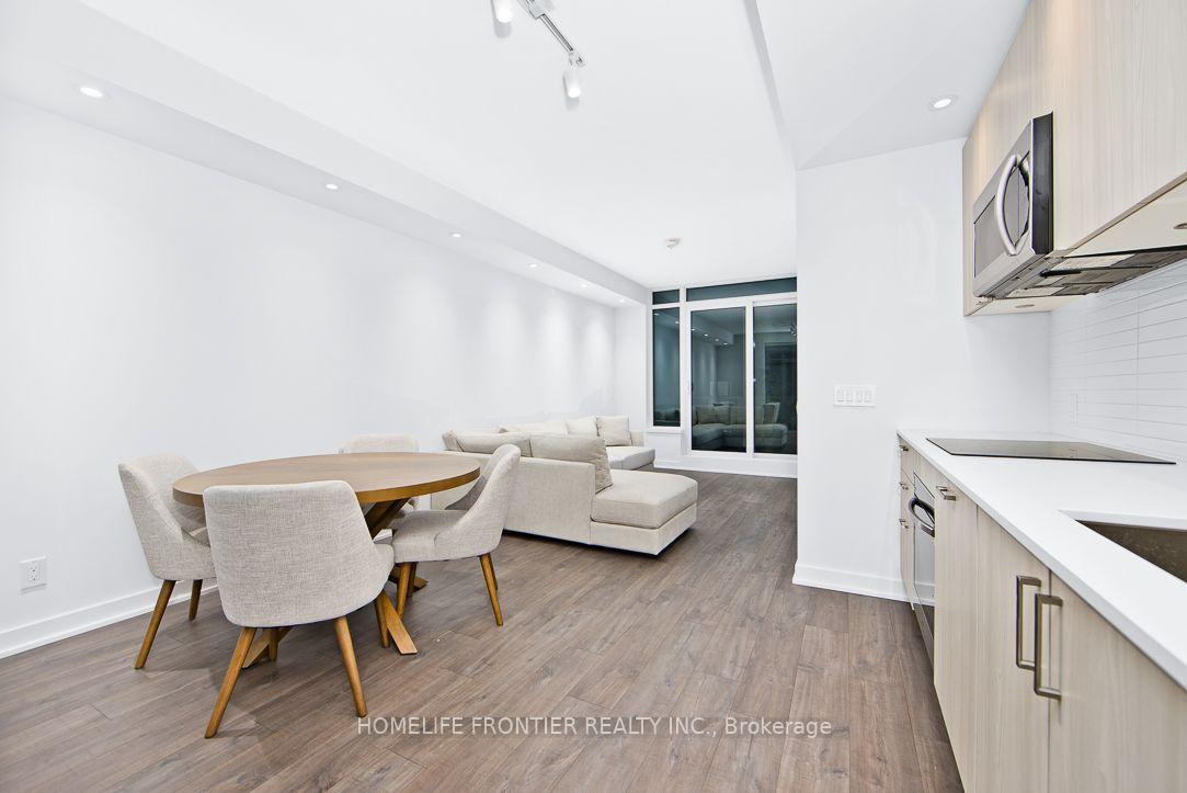 Photo 6 of Unit 3603, 1928 Lakeshore Boulevard W, Toronto, Roncesvalles — HOMEH