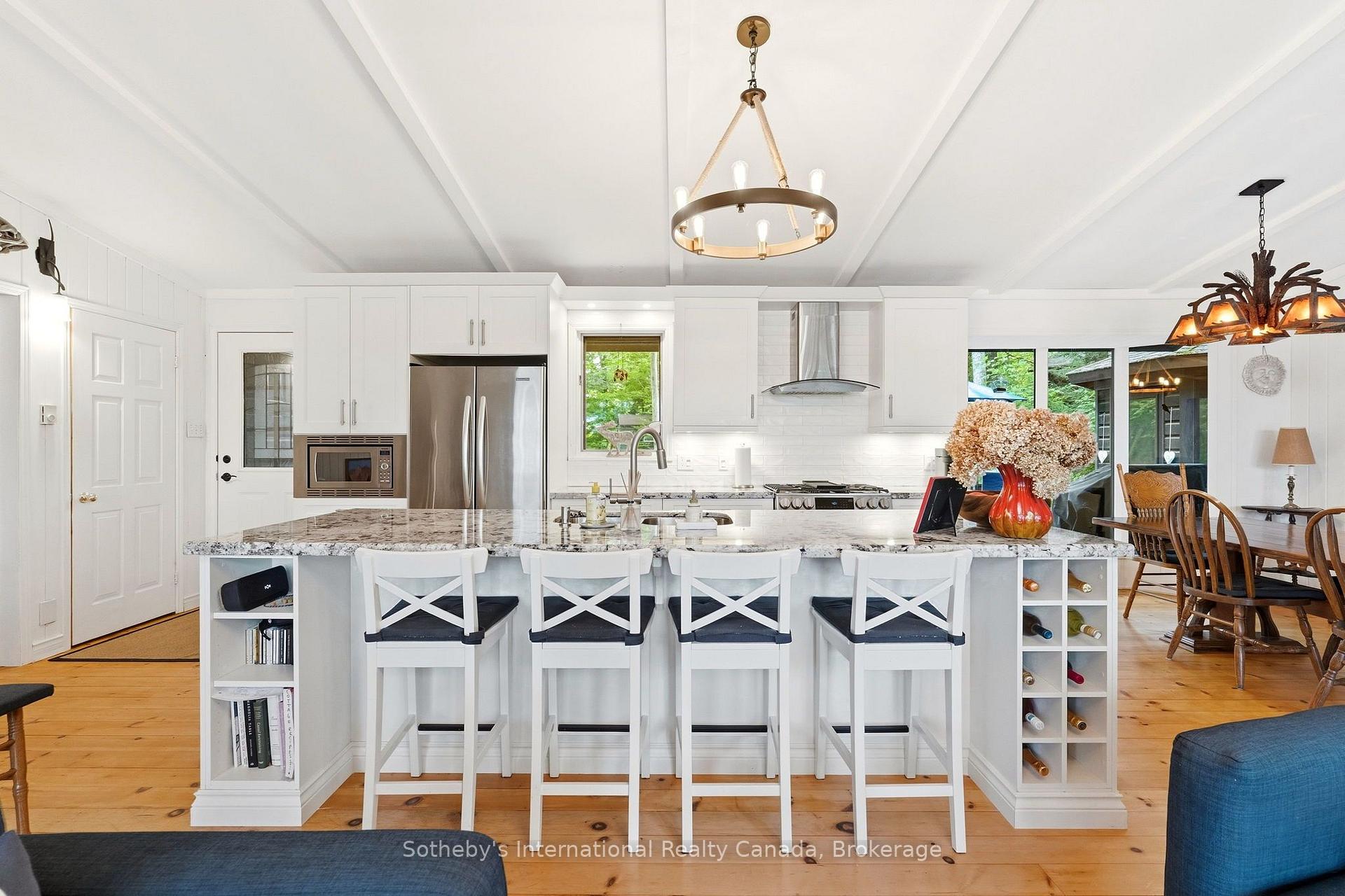 Photo 11 of 1058 Timber Trail, Bracebridge, Oakley — HOMEH