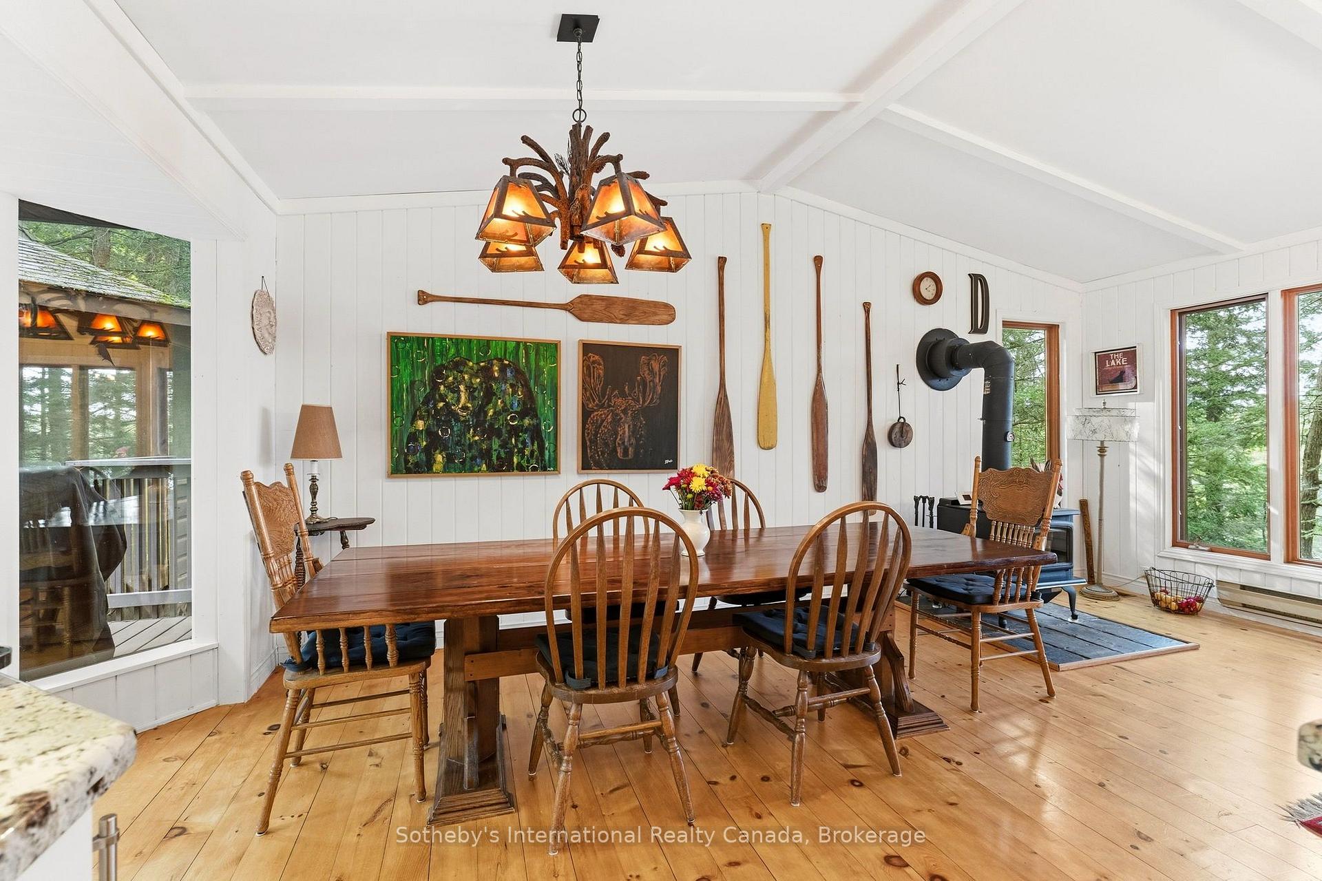 Photo 13 of 1058 Timber Trail, Bracebridge, Oakley — HOMEH