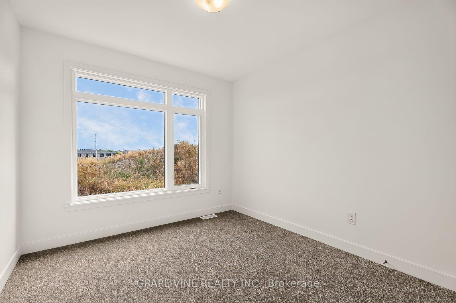 Photo 30 of 595 Arbia Ridge, Ottawa, Kanata - Emerald Meadows/Trailwest — HOMEH