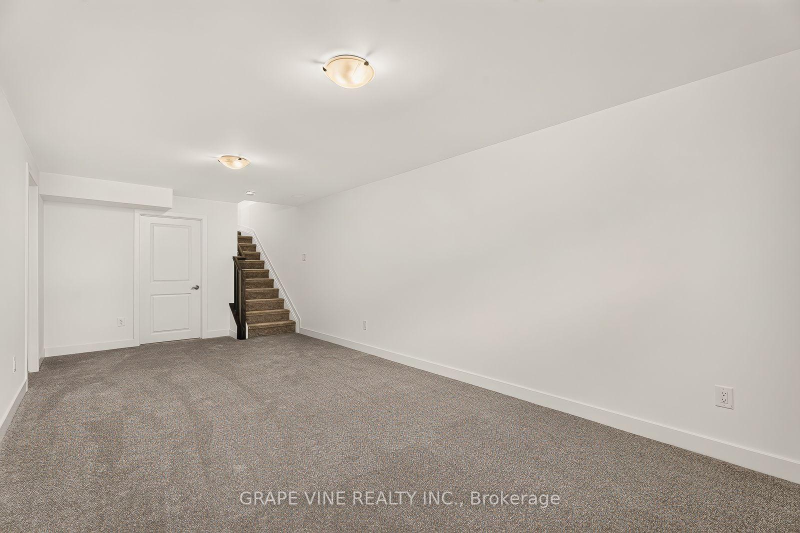 Photo 33 of 595 Arbia Ridge, Ottawa, Kanata - Emerald Meadows/Trailwest — HOMEH