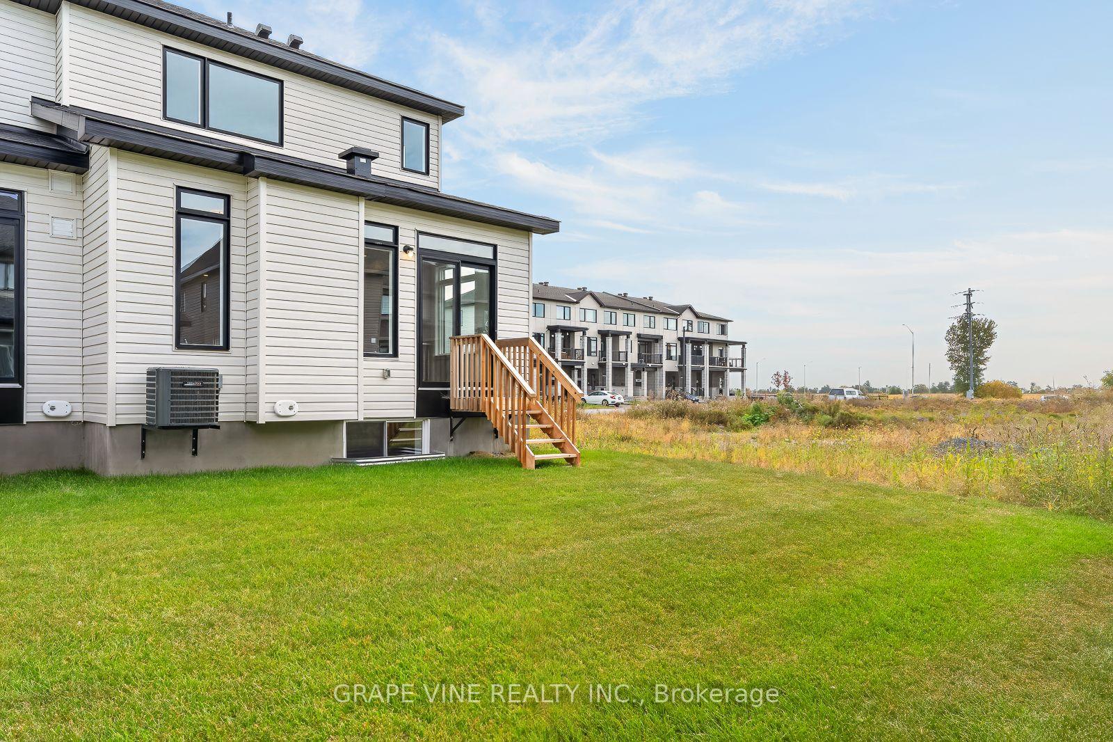 Photo 38 of 595 Arbia Ridge, Ottawa, Kanata - Emerald Meadows/Trailwest — HOMEH