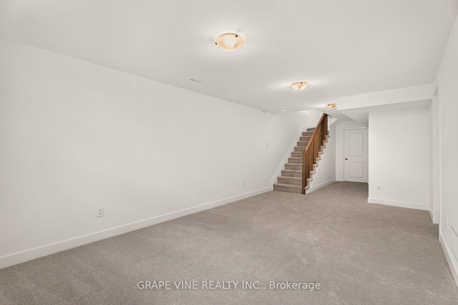 Photo 33 of 738 Caminar Terrace, Ottawa, Kanata - Emerald Meadows/Trailwest — HOMEH