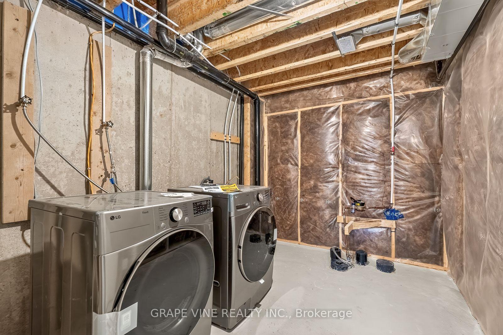 Photo 35 of 738 Caminar Terrace, Ottawa, Kanata - Emerald Meadows/Trailwest — HOMEH