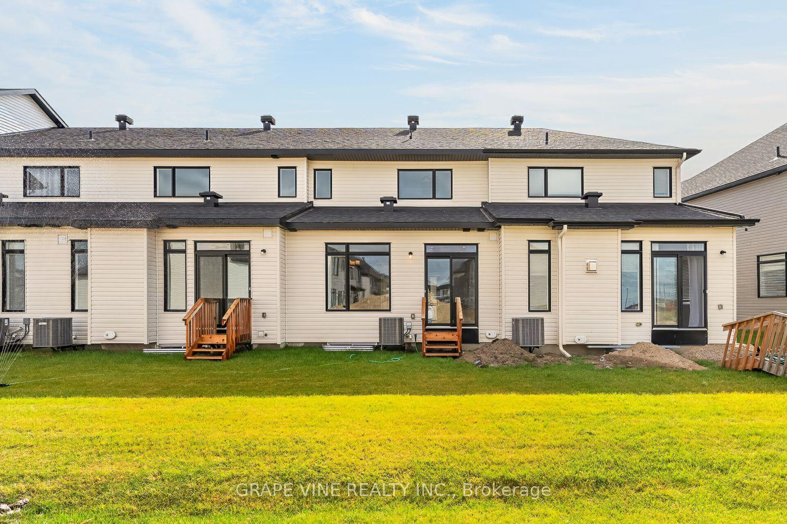 Photo 38 of 738 Caminar Terrace, Ottawa, Kanata - Emerald Meadows/Trailwest — HOMEH