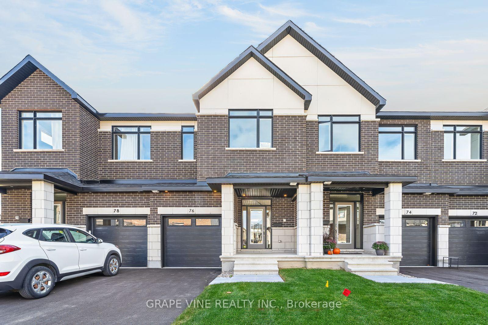 Photo 2 of 76 San Felice Circle, Ottawa, Kanata - Emerald Meadows/Trailwest — HOMEH