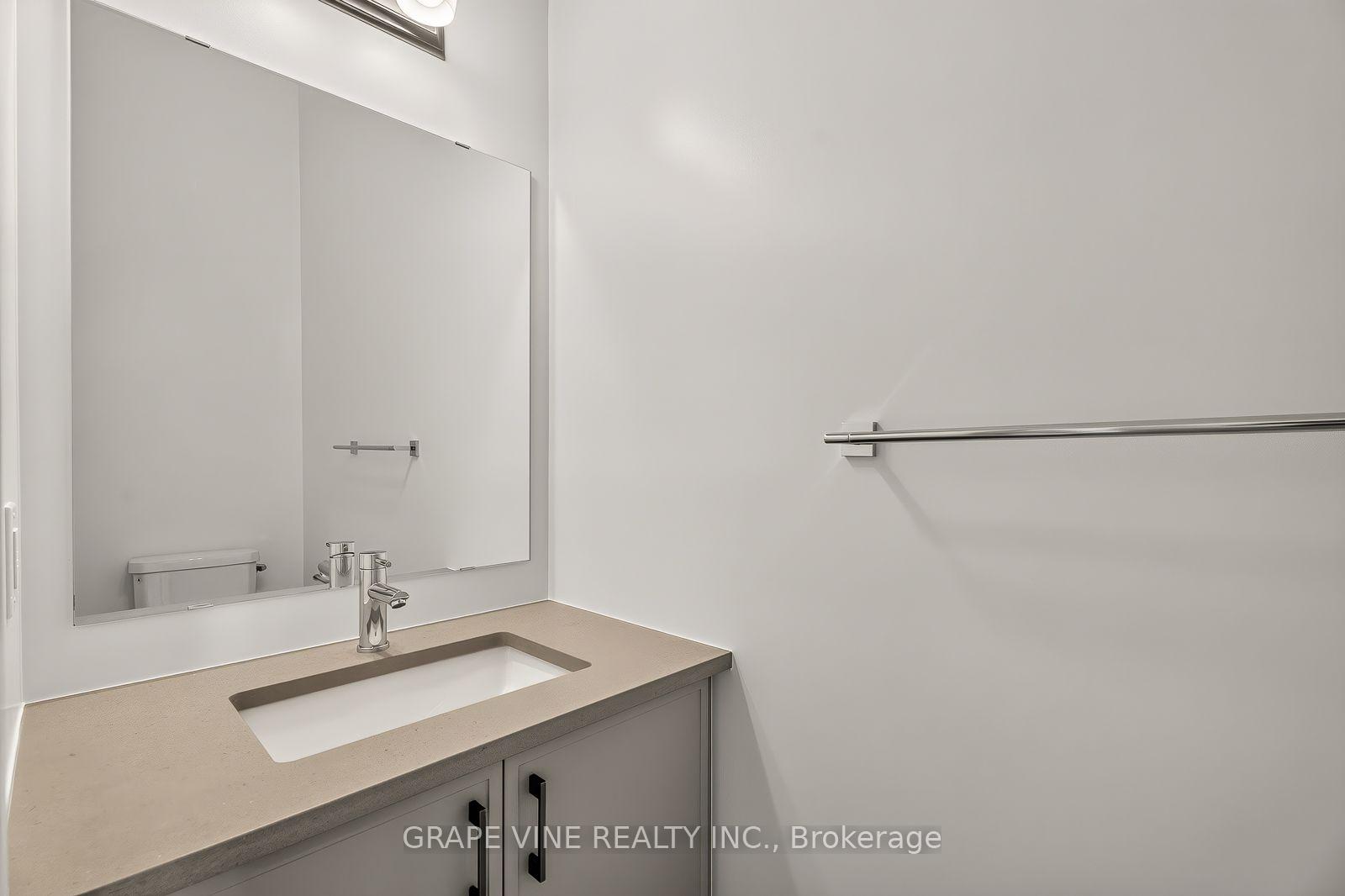Photo 6 of 76 San Felice Circle, Ottawa, Kanata - Emerald Meadows/Trailwest — HOMEH